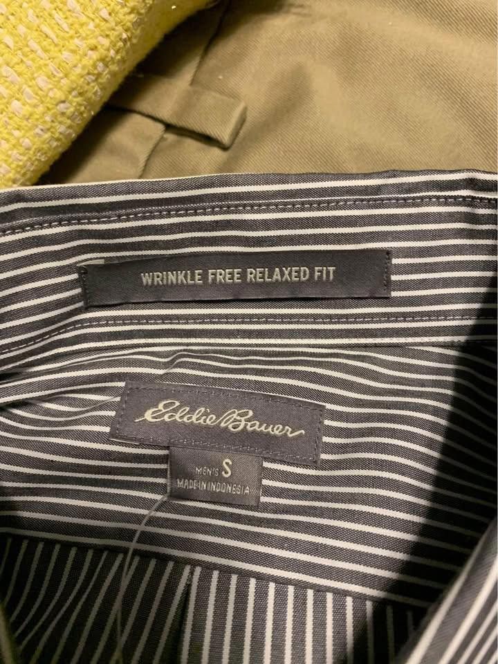 Eddie Bauer Eddie Bauer Men's Wrinkle-Free Relaxed Fit Shirt - Size S Size 36R - 2 Thumbnail