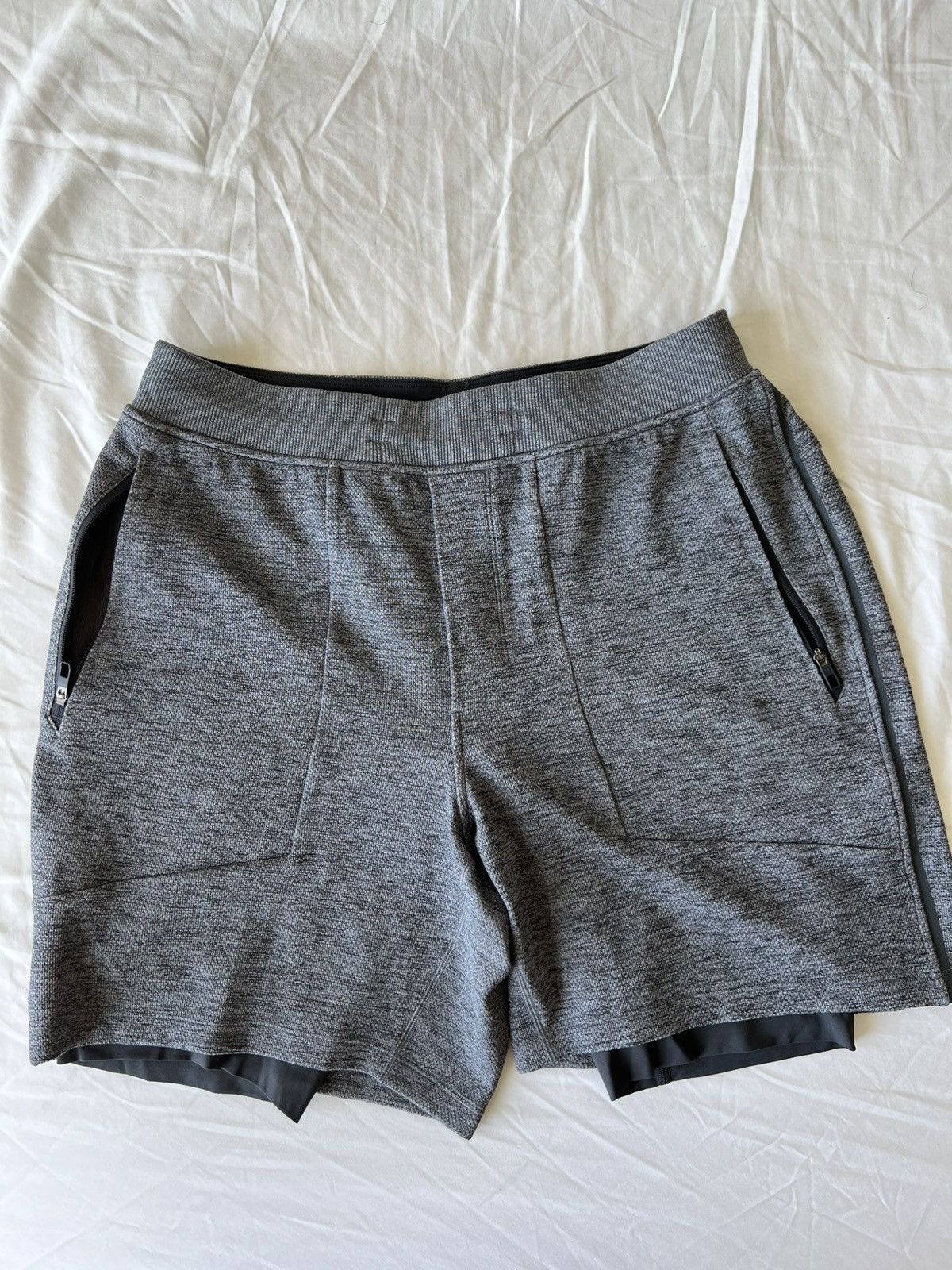 Lululemon Lululemon T.H.E. Short 7" With Attached Liner Shorts Size US 32 / EU 48 - 1 Thumbnail