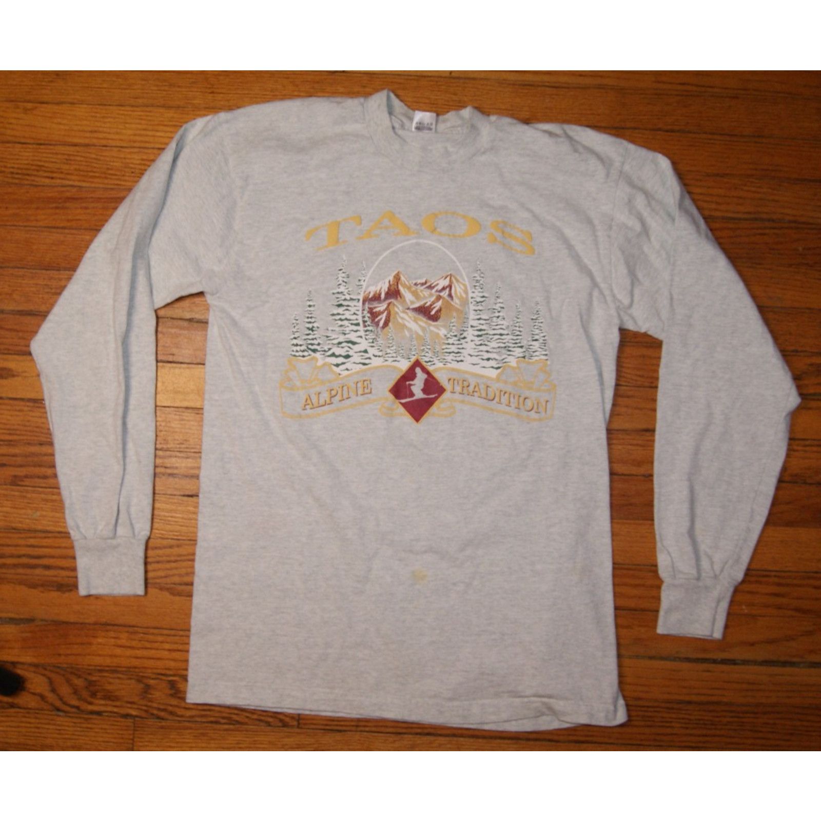 Fruit Of The Loom VTG TAOS Valley Ski Club Alpine Long Sleeve Gray TShirt Size US L / EU 52-54 / 3 - 2 Thumbnail