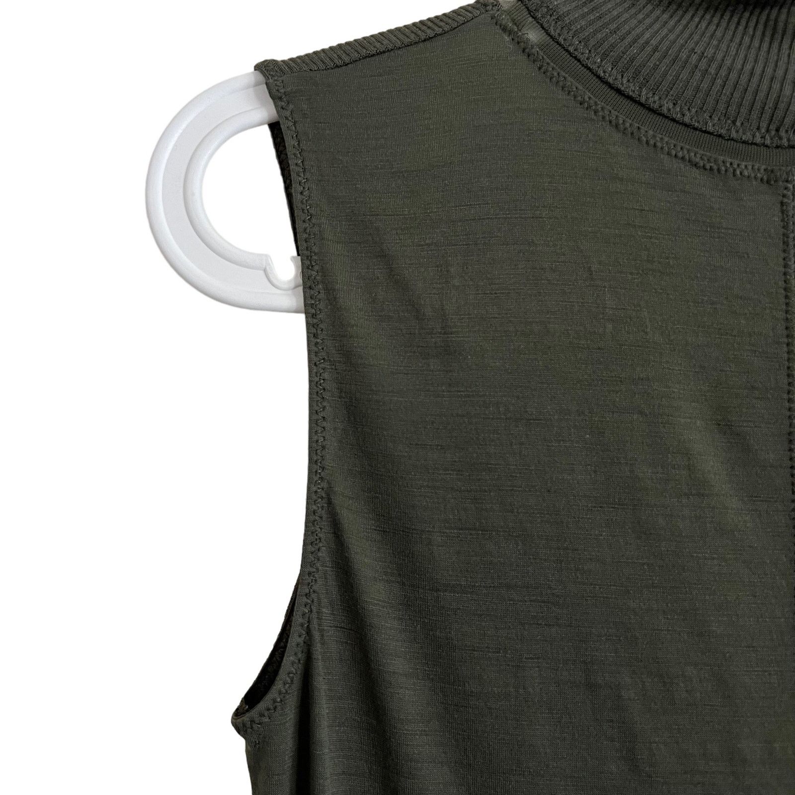 Rag & Bone rag & bone Sleeveless Mock Neck Ribbed Top Size Small Size S / US 4 / IT 40 - 6 Thumbnail