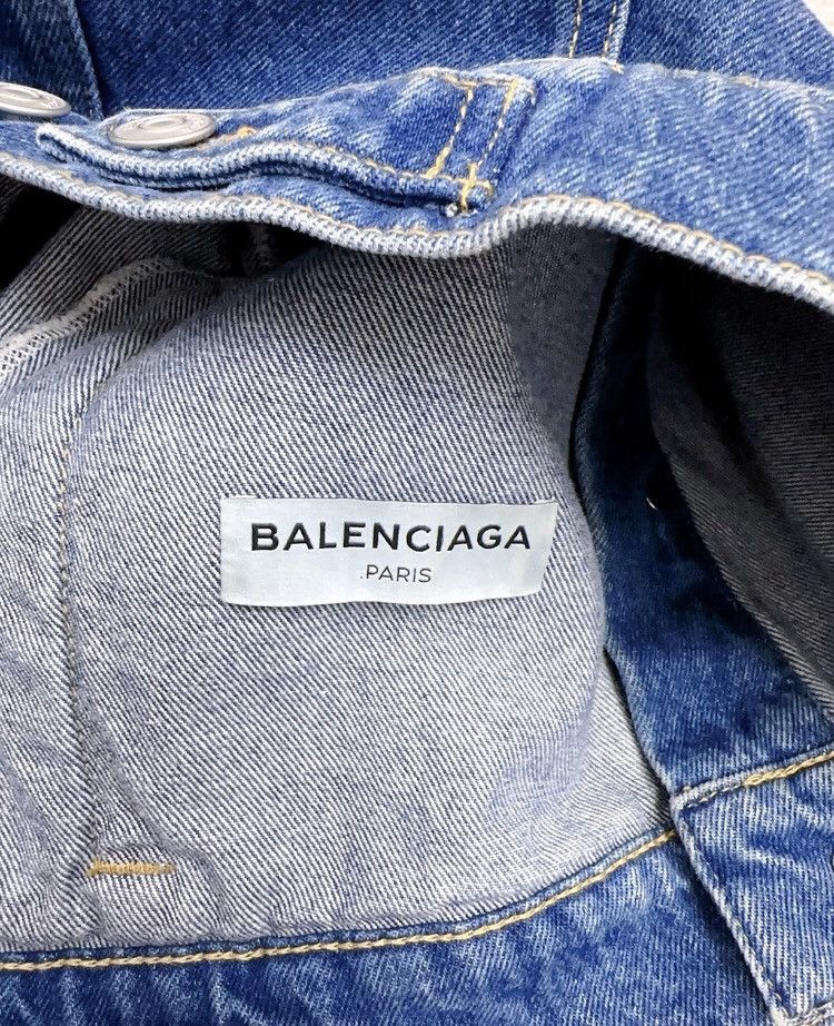 Balenciaga Balenciaga blue deconstructive washed long sleeved denim jac Size US S / EU 44-46 / 1 - 3 Thumbnail