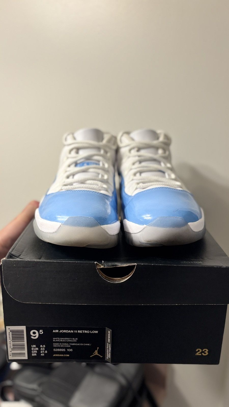 Jordan Brand AIR JORDAN 11 LOW UNC BLUE SZ 9.5 Size US 9.5 / EU 42-43 - 2 Thumbnail