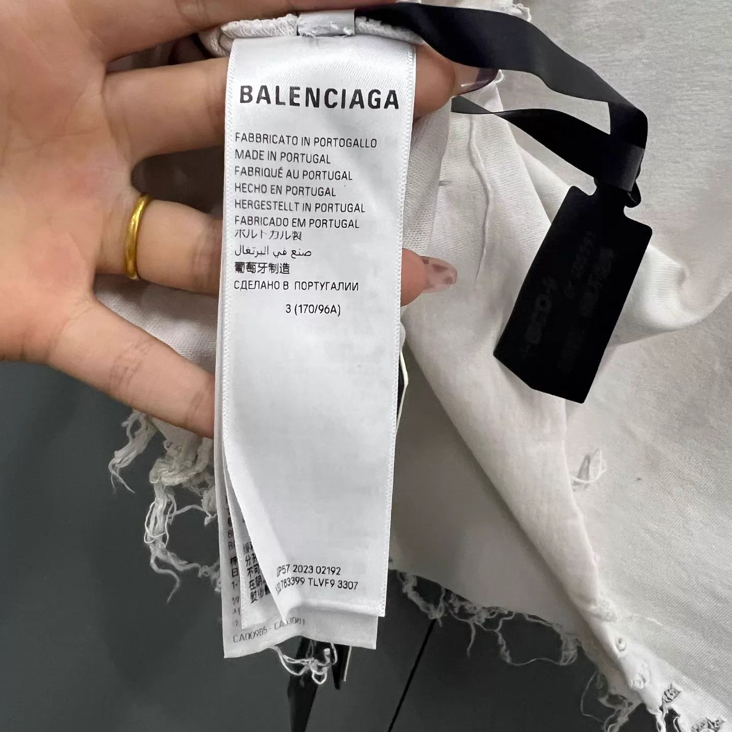 Balenciaga Balenciaga Distressed Embroidered Logo Short Sleeve 3 98 New Size L / US 10 / IT 46 - 4 Thumbnail