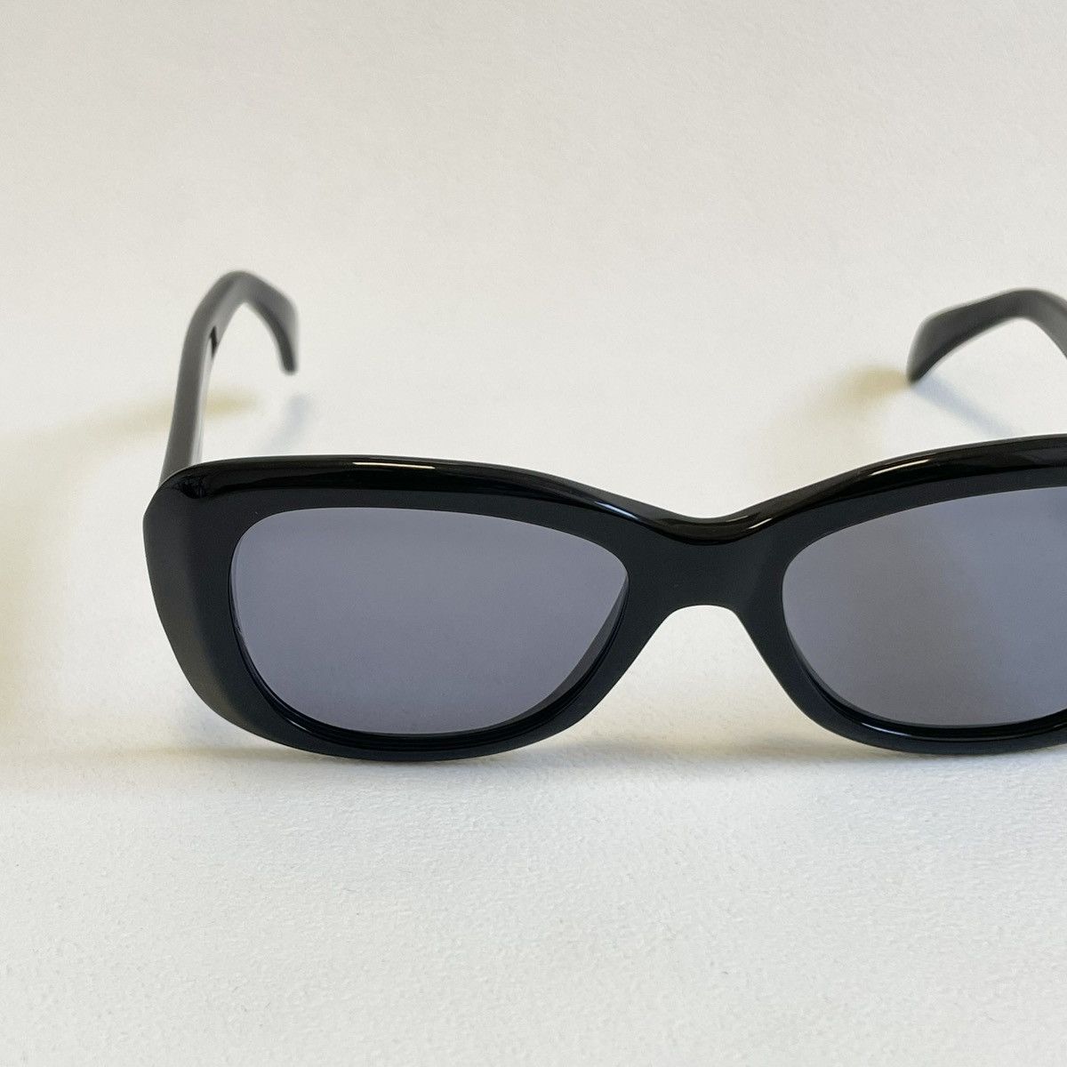 Cutler and Gross Black 70s Style ‘Rounded Edge’ Sunglasses Size ONE SIZE - 2 Thumbnail