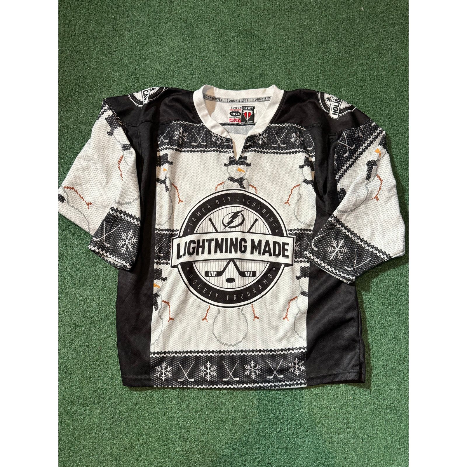 NHL Tampa Bay Lighting Christmas Sweater Sz S Black White Size US S / EU 44-46 / 1 - 1 Thumbnail