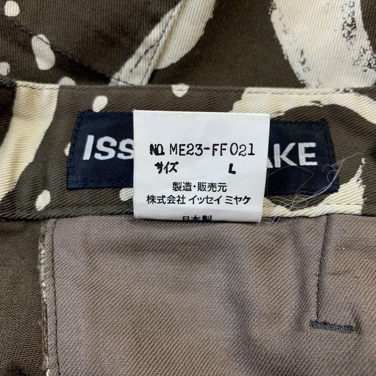 Issey Miyake Issey miyake abstract print trousers Size US 30 / EU 46 - 9 Thumbnail