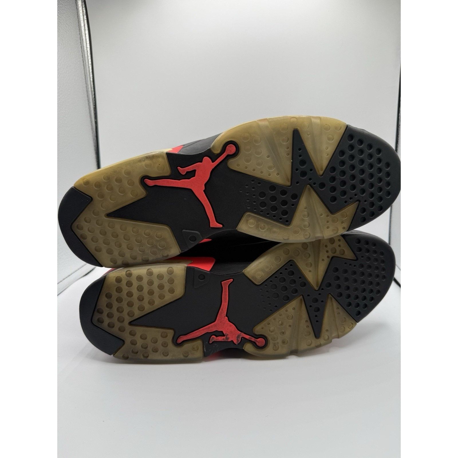 Jordan Brand Size 13 - Jordan 6 Retro Infrared Black 2014 (384664-023) Size US 13 / EU 46 - 5 Thumbnail