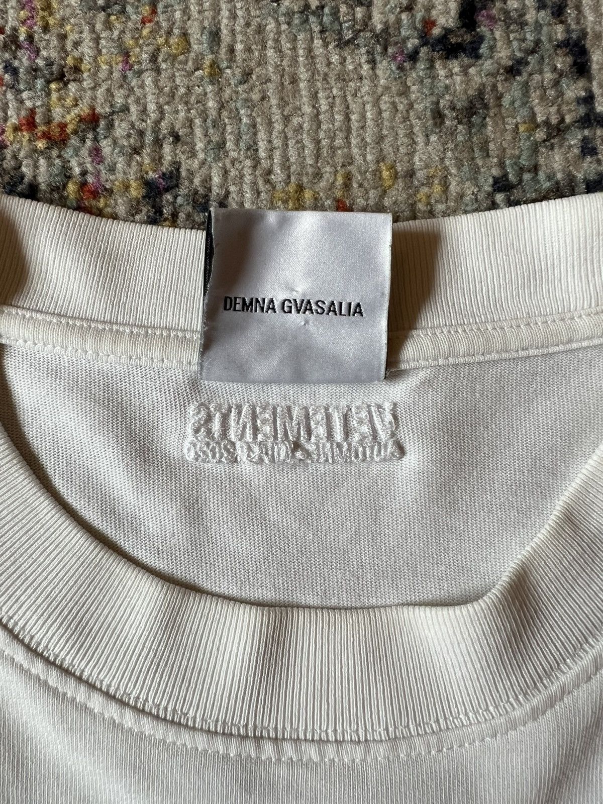 Vetements Vetements Label T-Shirt Size US M / EU 48-50 / 2 - 7 Thumbnail
