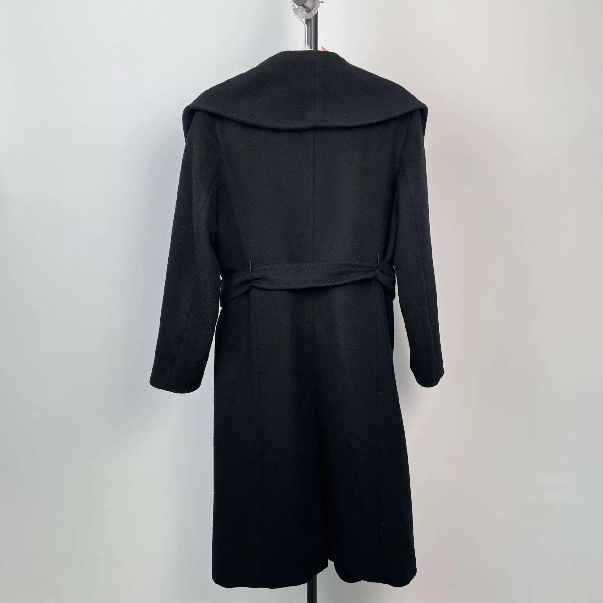 Weekend Max Mara Weekend Max Mara 99 New Wool Black Coat Size 150 US0 Size XS / US 0-2 / IT 36-38 - 2 Thumbnail