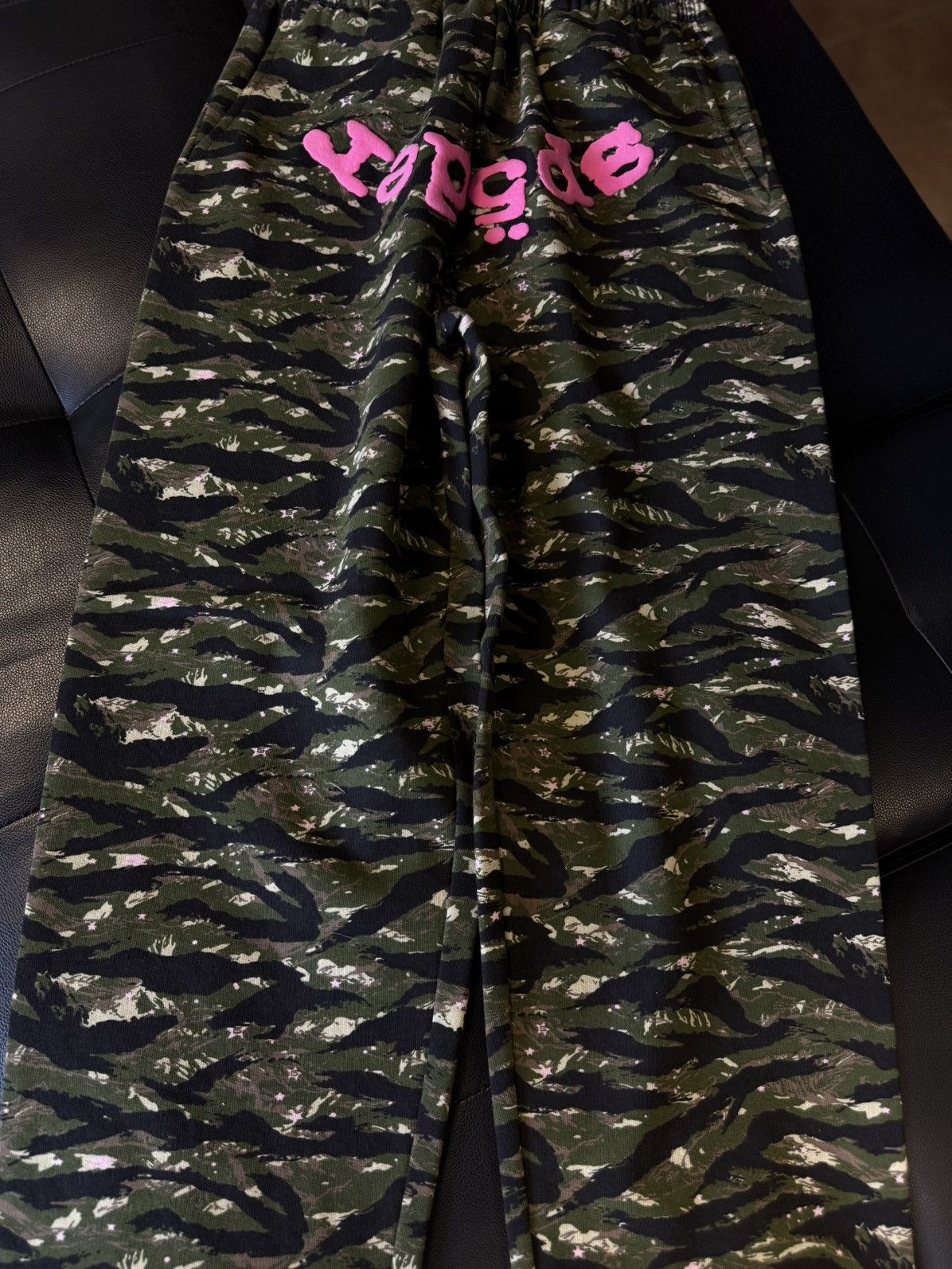 Sp5der Sp5der Worldwide Camo/Pink Sweatpants Size S (NEW) Size US 30 / EU 46 - 5 Thumbnail
