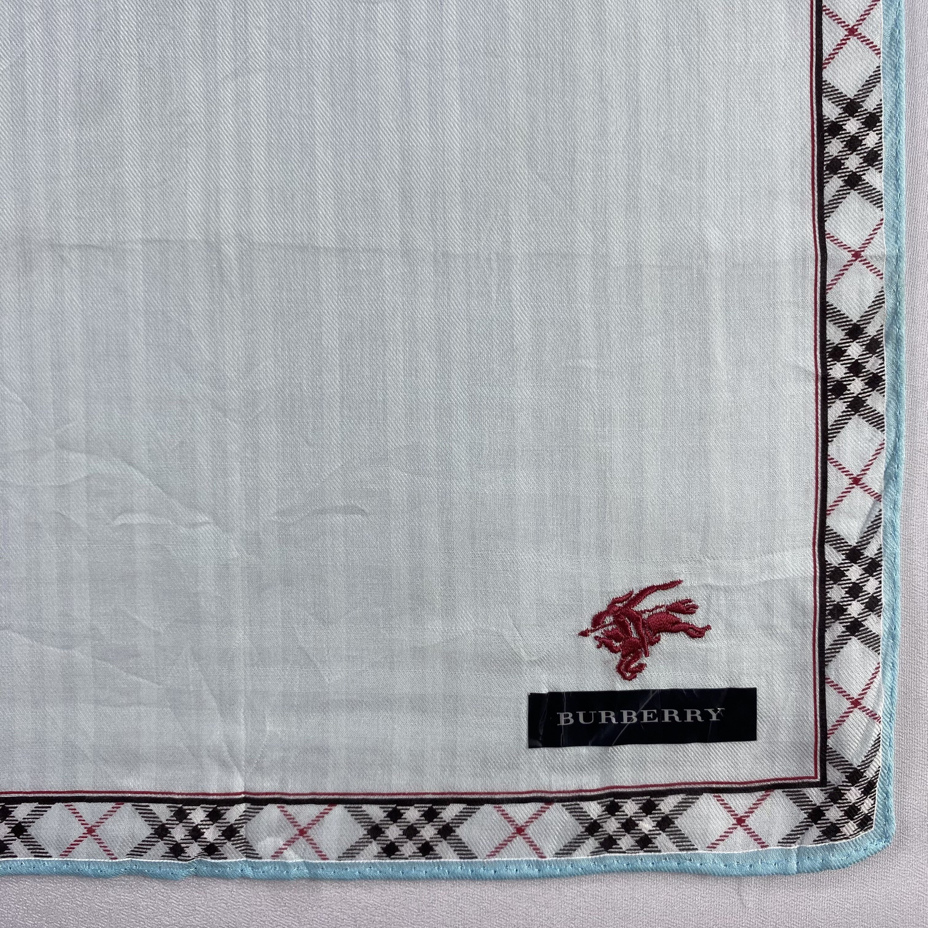 Burberry × Vintage NWt Burberry Handkerchief / Neckerchief / Bandana-P698 Size ONE SIZE - 3 Thumbnail