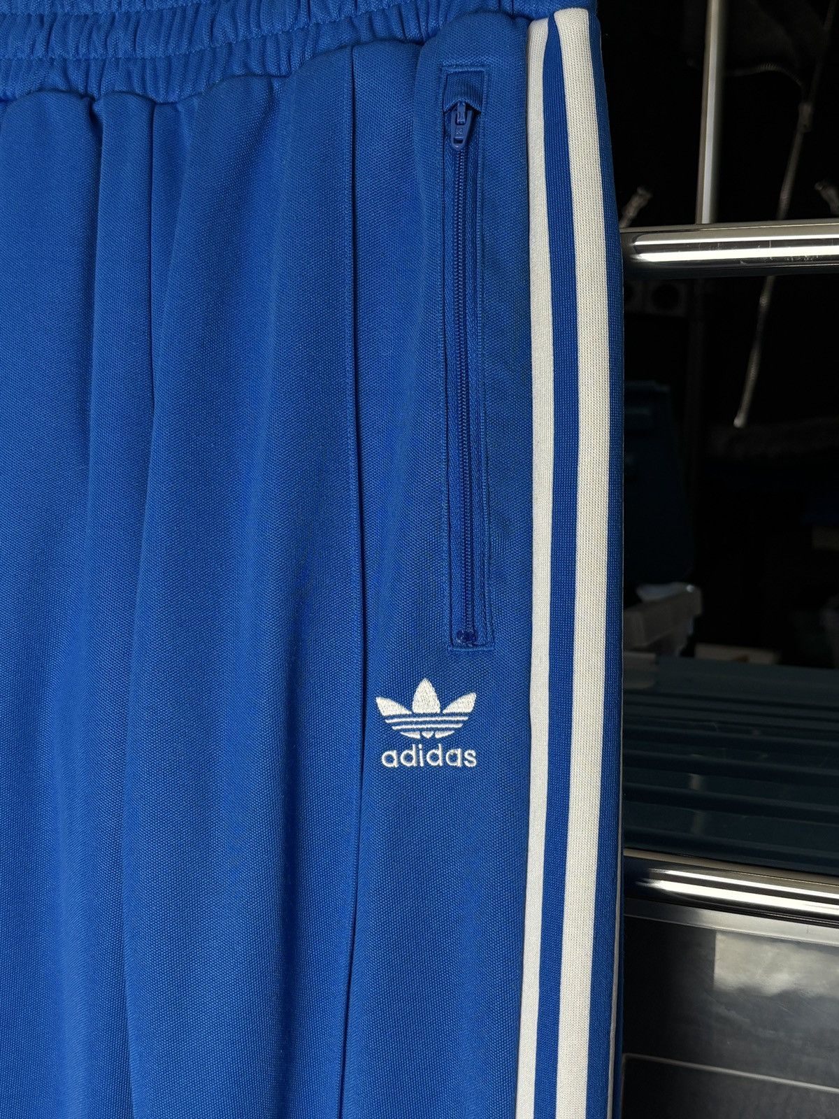 Adidas Adidas primeblue track pants sweatpants classics vintage Size US 32 / EU 48 - 3 Thumbnail