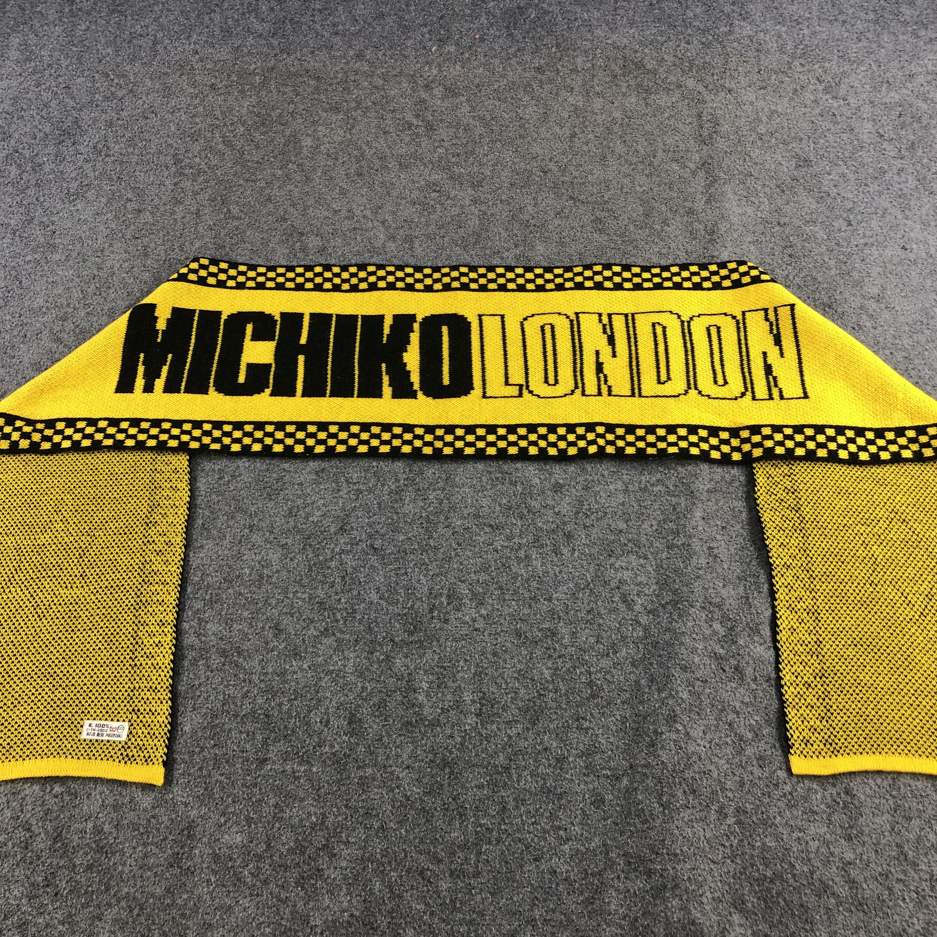 Michiko Koshino London Michiko London Wool Scarf Muffler V869 Size ONE SIZE - 1 Thumbnail