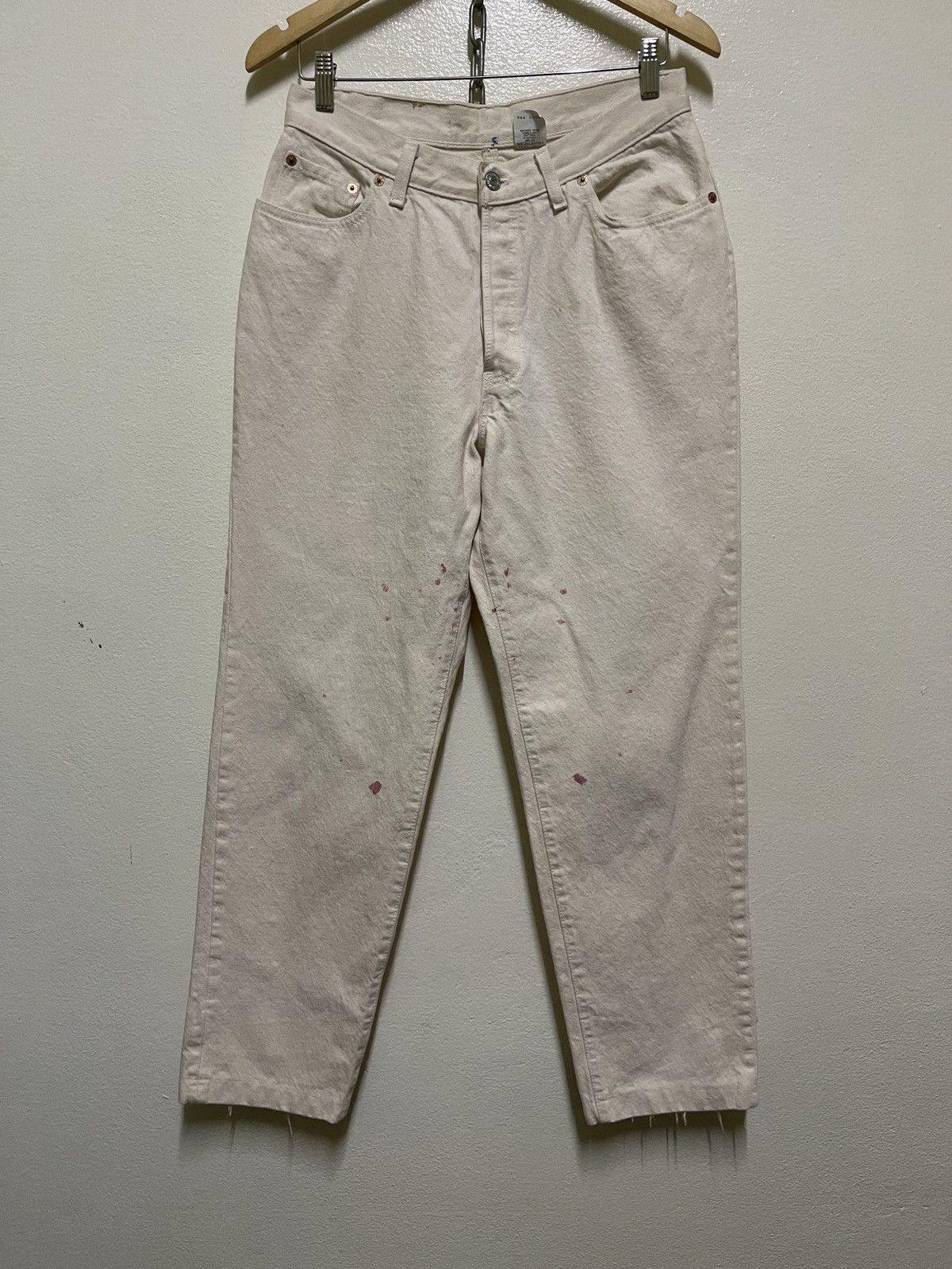 Levi's × Vintage Levi’s Curve Women Cream Jeans Size 28" / US 6 / IT 42 - 1 Thumbnail