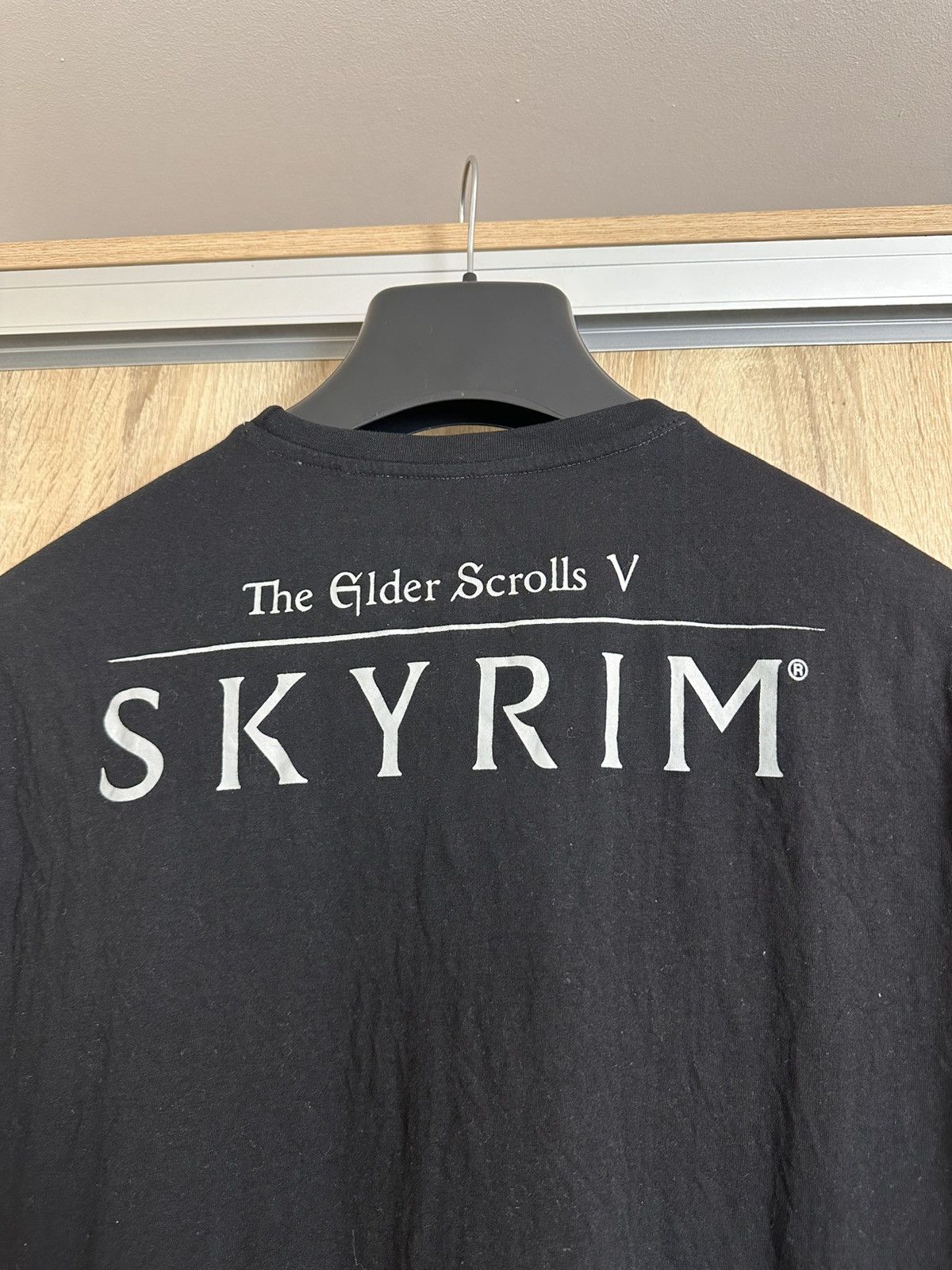 Nintendo 🔥 The Elder Scrolls V Skyrim T Shirt Dark Souls Elden Ring Size US XL / EU 56 / 4 - 5 Thumbnail