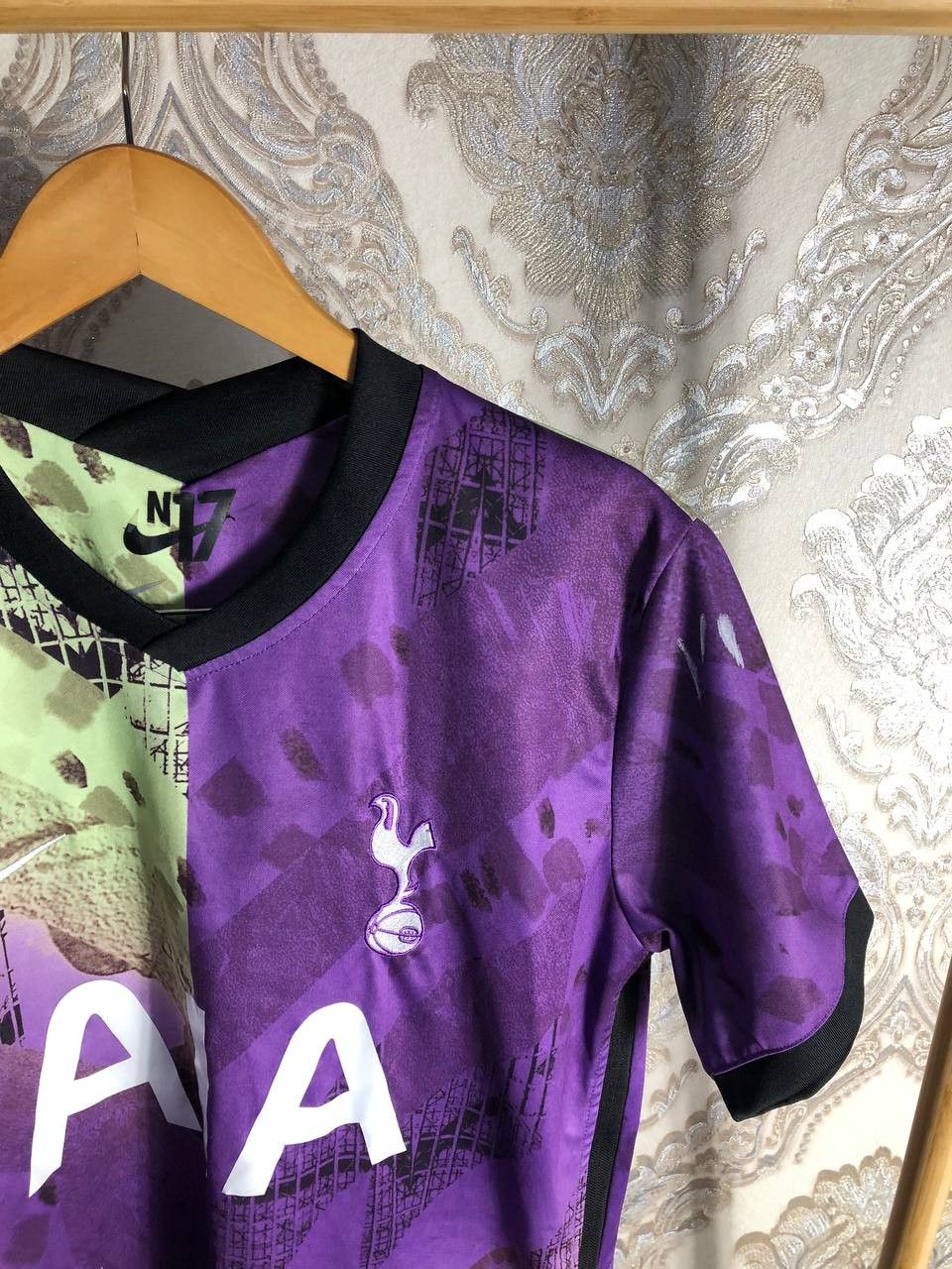 Vintage Very Rare Nike FC Tottenham Hotspur England Soccer Jersey Size US M / EU 48-50 / 2 - 3 Thumbnail