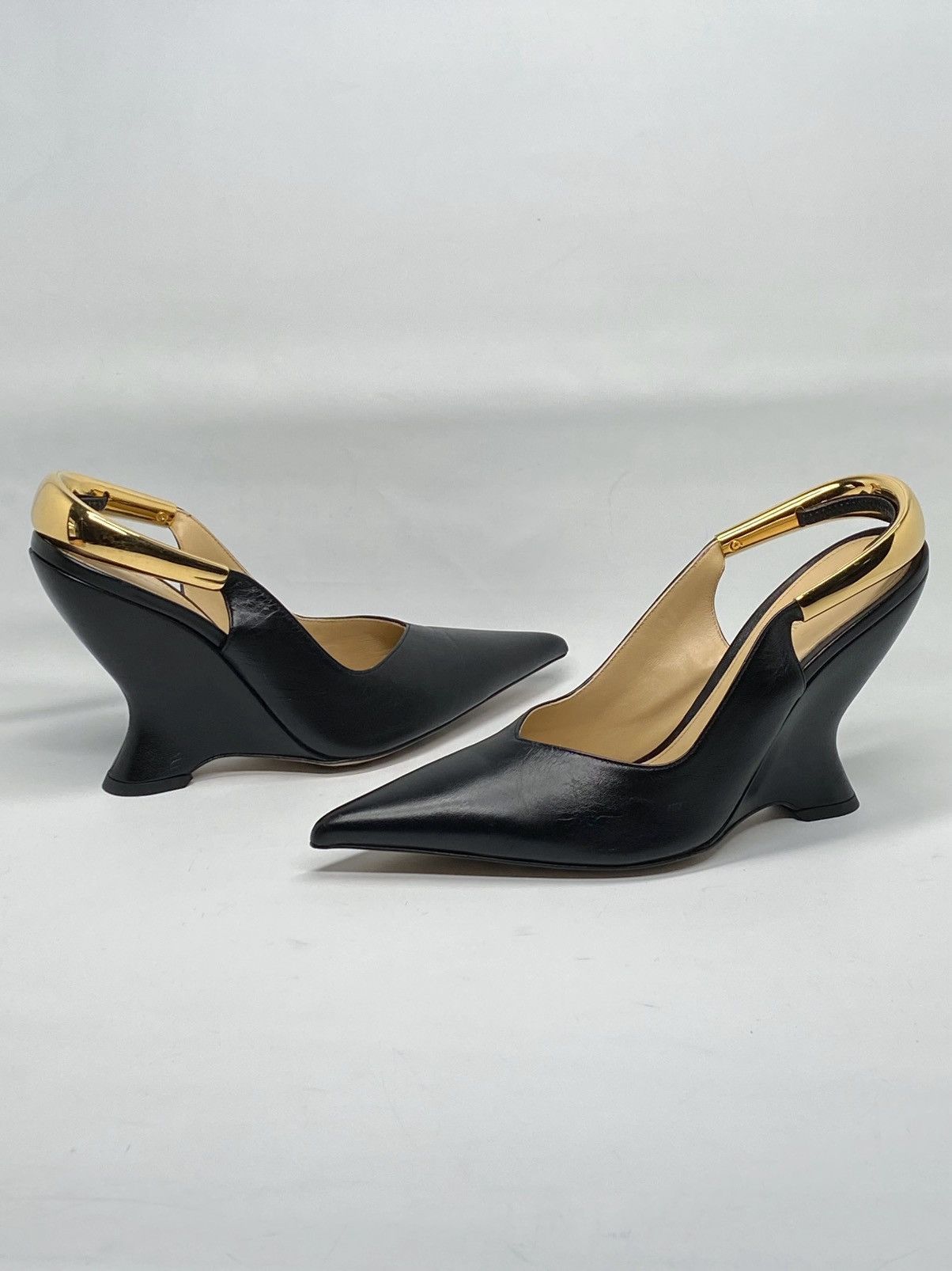 Bottega Veneta Bottega Veneta Punta 100 Leather Slingback Pumps size 37 Size US 7 / IT 37 - 1 Thumbnail