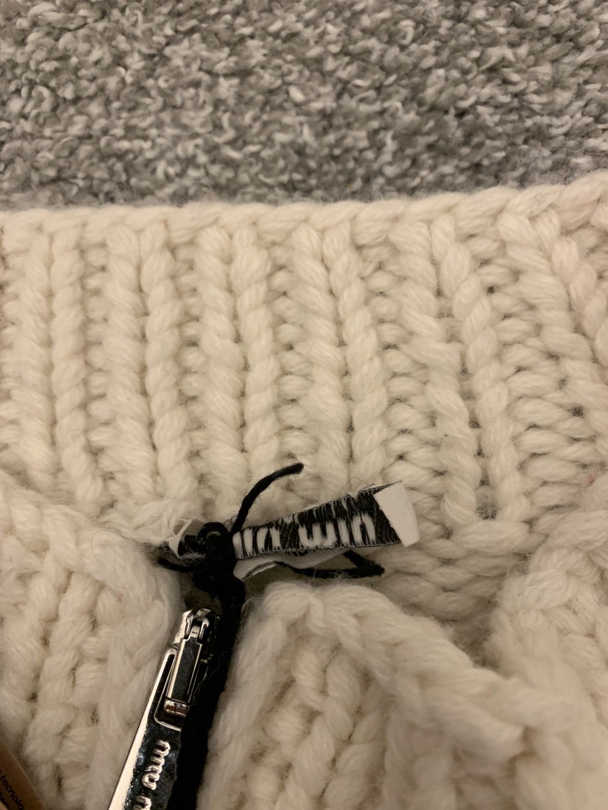 Miu Miu Miu Miu Shetland “Petalo” Heavy Knit Zip Cardigan –(UK 6–8) Size S / US 4 / IT 40 - 6 Thumbnail