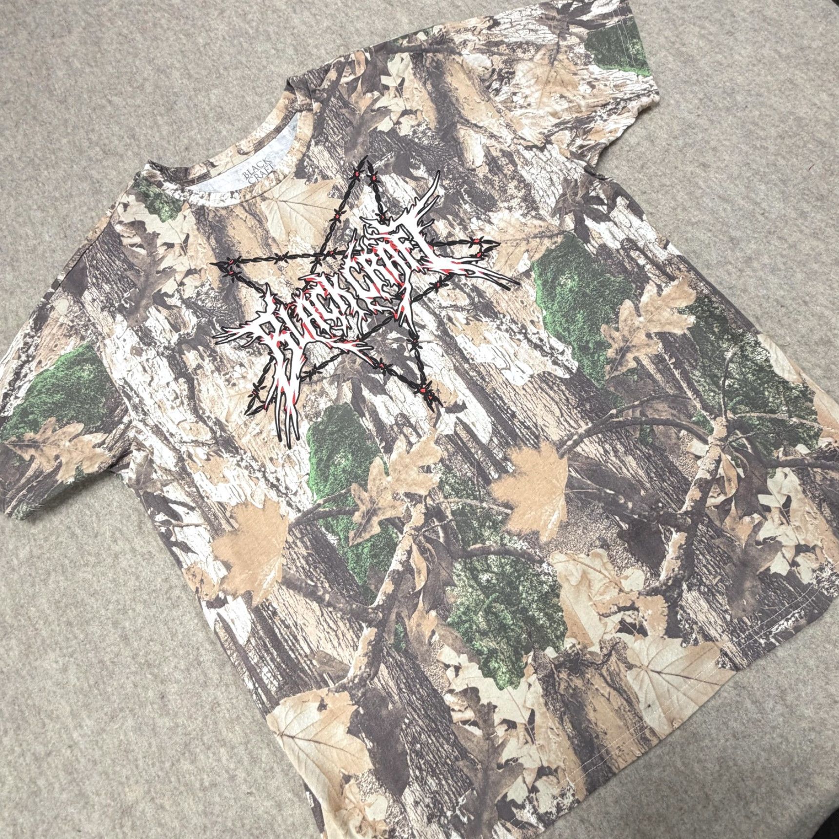 Vintage BlackCraft Shirt Mens XL Brown Camo Pentagram All Over Graphic Gothic Tee Size US XL / EU 56 / 4 - 2 Thumbnail