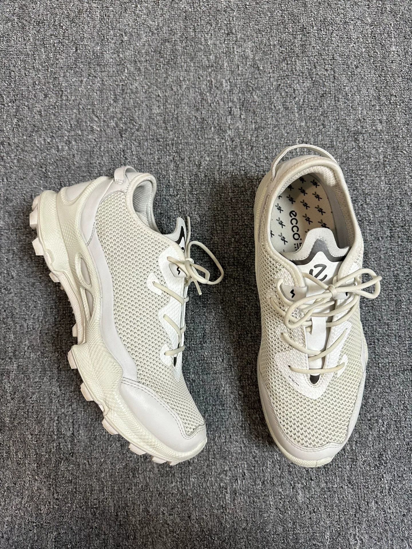 Ecco ECCO BIOM Men's Outdoor Sneaker Size US 8 / EU 41 - 1 Thumbnail