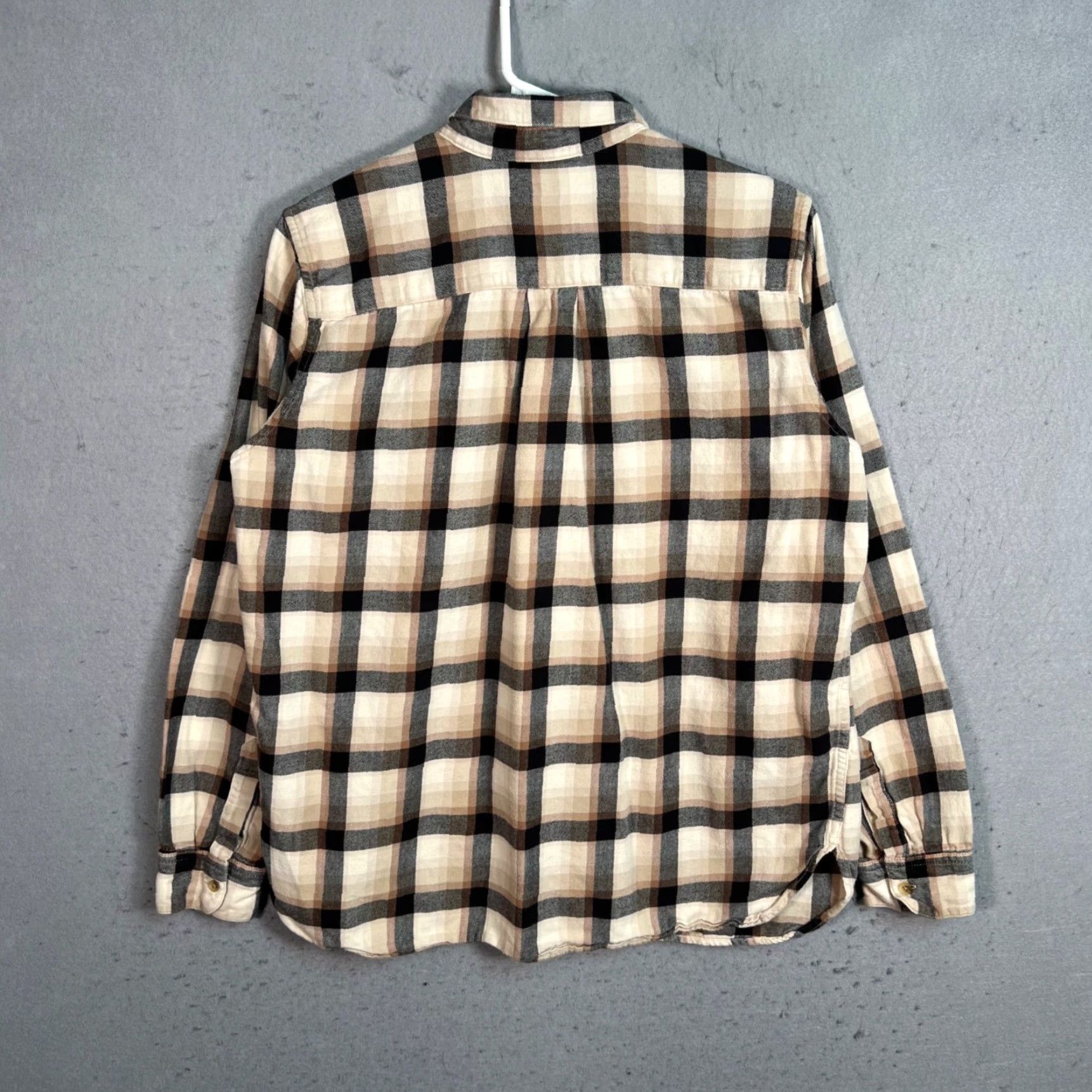 Uniqlo Uniqlo Womens Plaid Long Sleeve Shirt M Beige Black Size M / US 6-8 / IT 42-44 - 2 Thumbnail