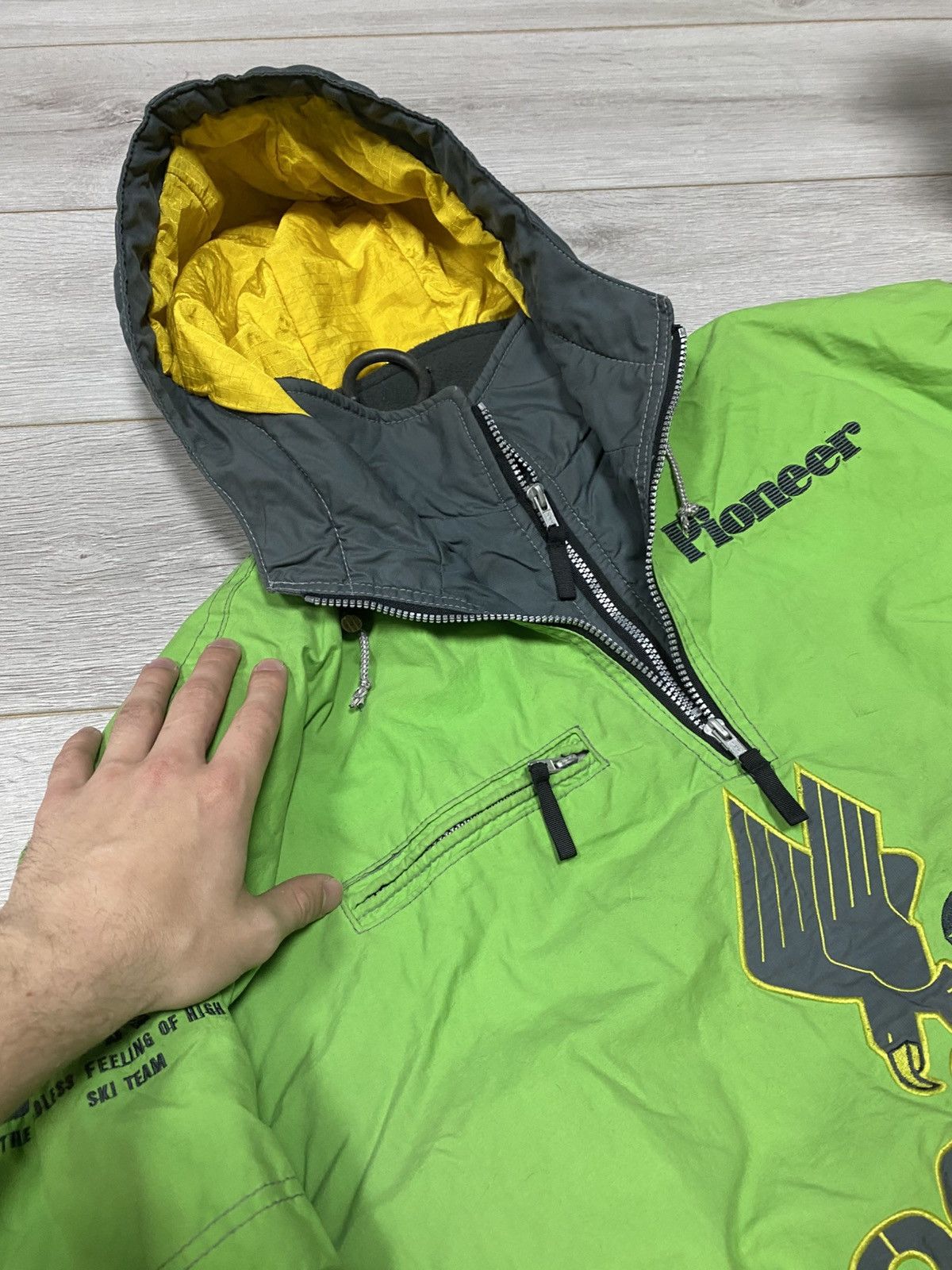 Vintage Pioneer outdoor lock on ski vintage eagle 🦅anorak jacket zip Size US S / EU 44-46 / 1 - 3 Thumbnail