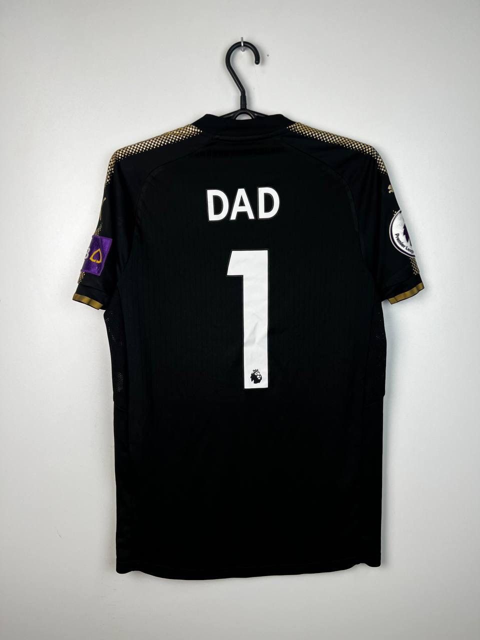 Other Leicester City Puma Dad Jersey t-shirts size M Size US M / EU 48-50 / 2 - 2 Thumbnail