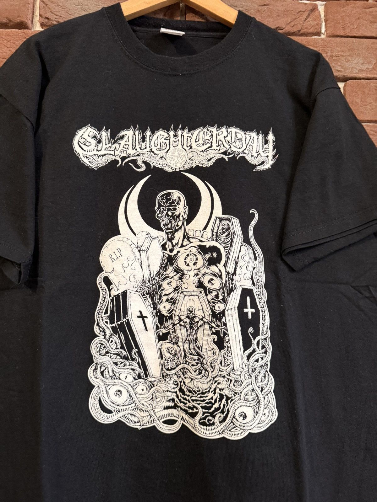 Band Tees Rare 00s Slaughterday Death Metal Band Tee XL Y2K Gore Black Size US XL / EU 56 / 4 - 2 Thumbnail
