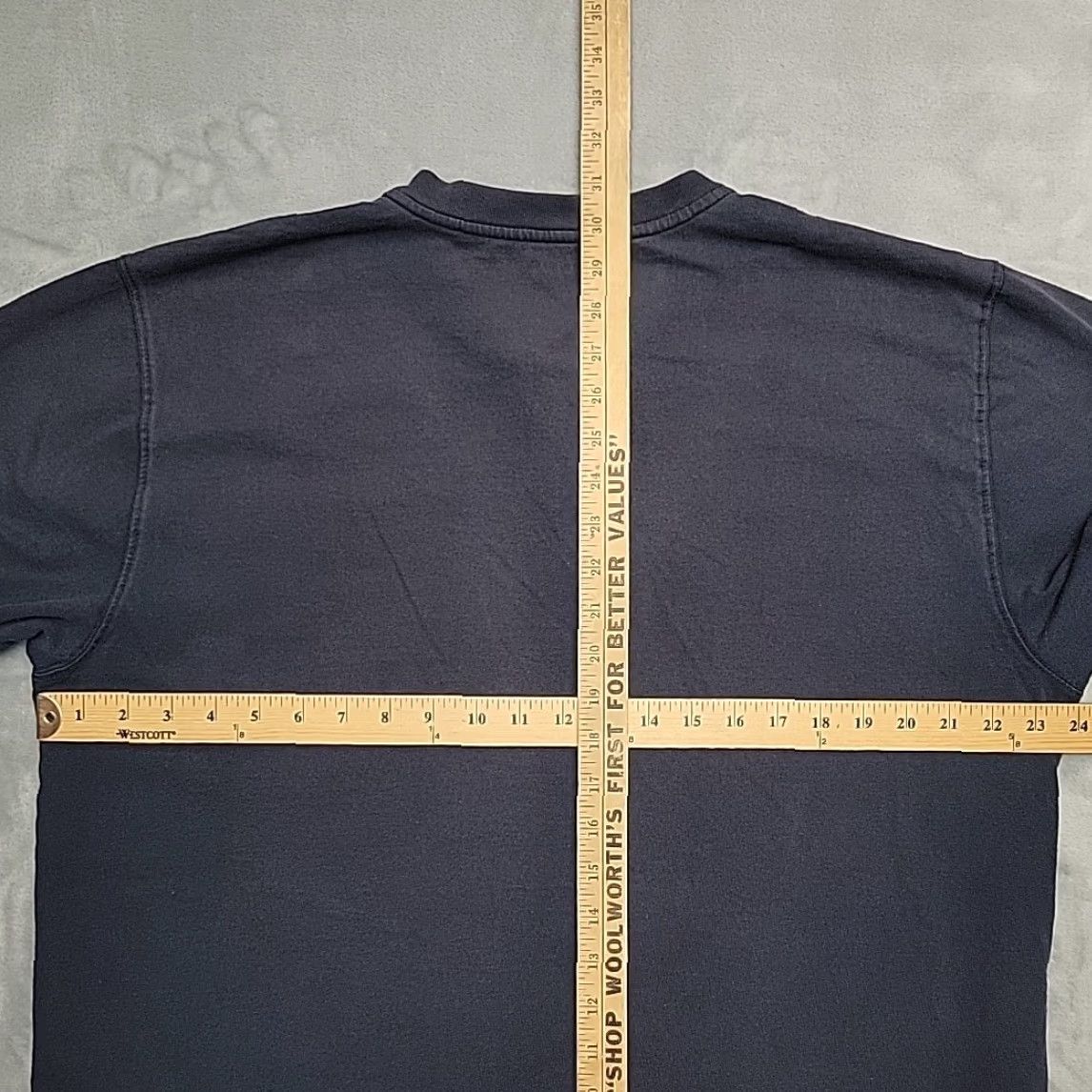 Carhartt VINTAGE Carhartt Shirt Mens LT Navy Henley Loose Fit Crewneck Button Work TEE K84 Size US L / EU 52-54 / 3 - 8 Thumbnail