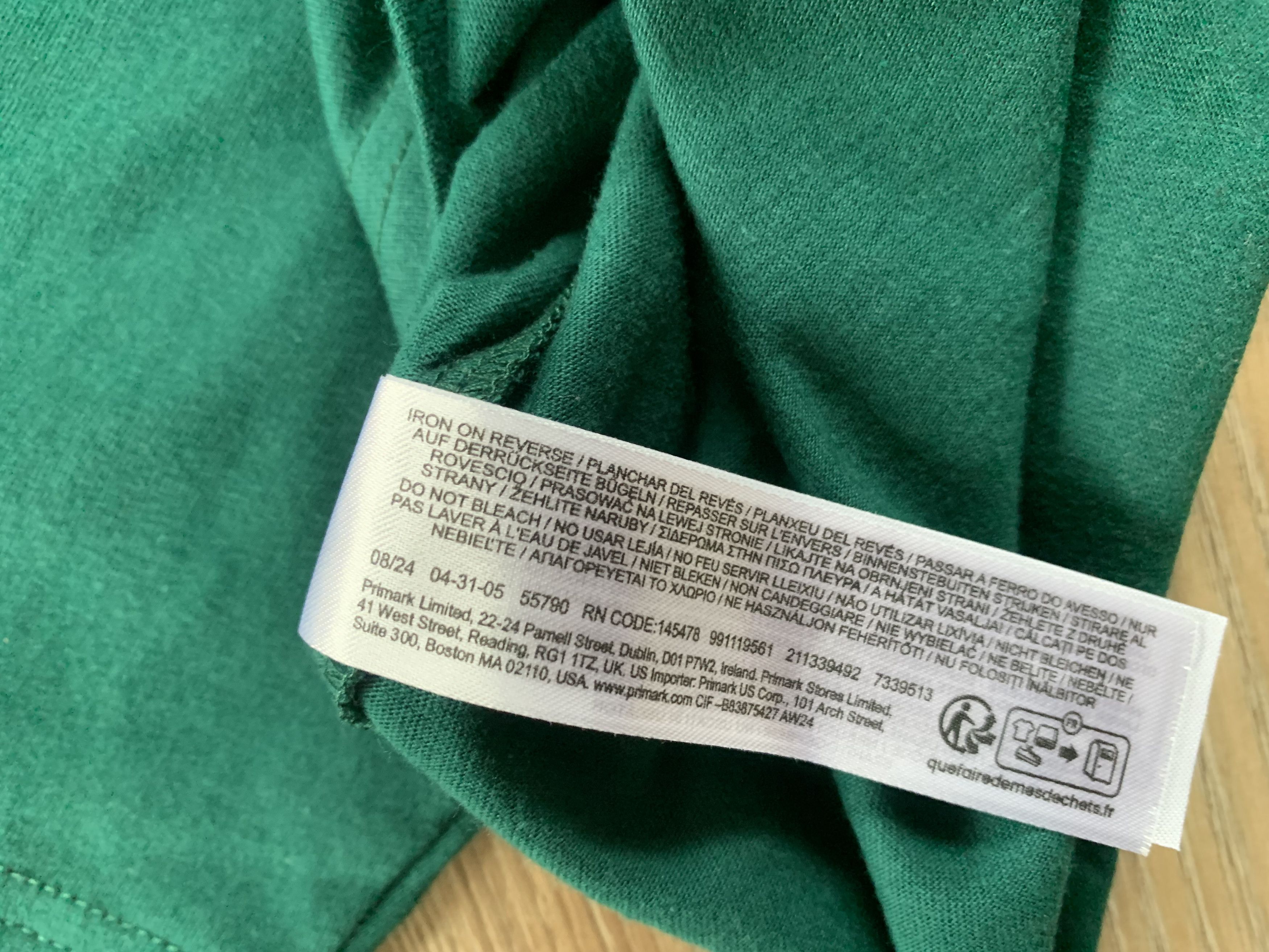 Primark Wicked x Primark Defy Gravity Graphic T-Shirt Size XL / US 12-14 / IT 48-50 - 10 Thumbnail