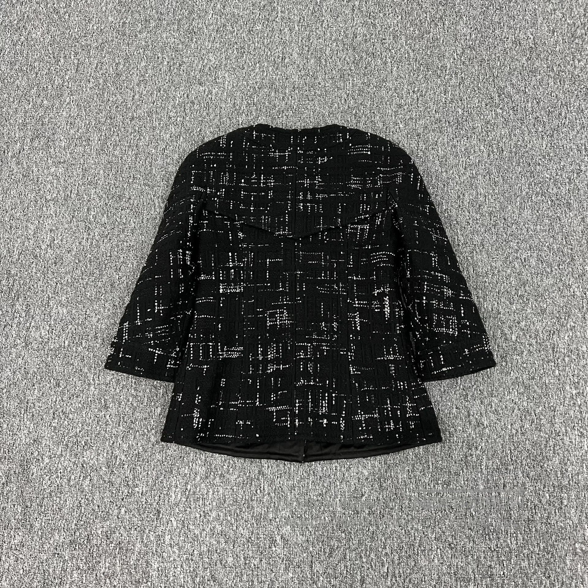 Chanel Chanel Drill-cut black and white meteor pattern; woolen kn Size S / US 4 / IT 40 - 2 Thumbnail