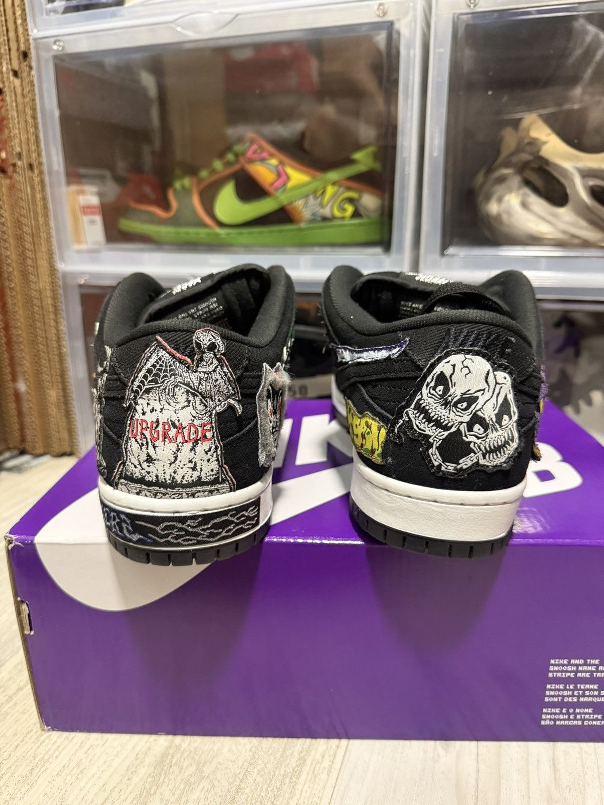 Nike SB Nike SB Dunk Low Pro QS Neckface Size US 10.5 / EU 43-44 - 5 Thumbnail