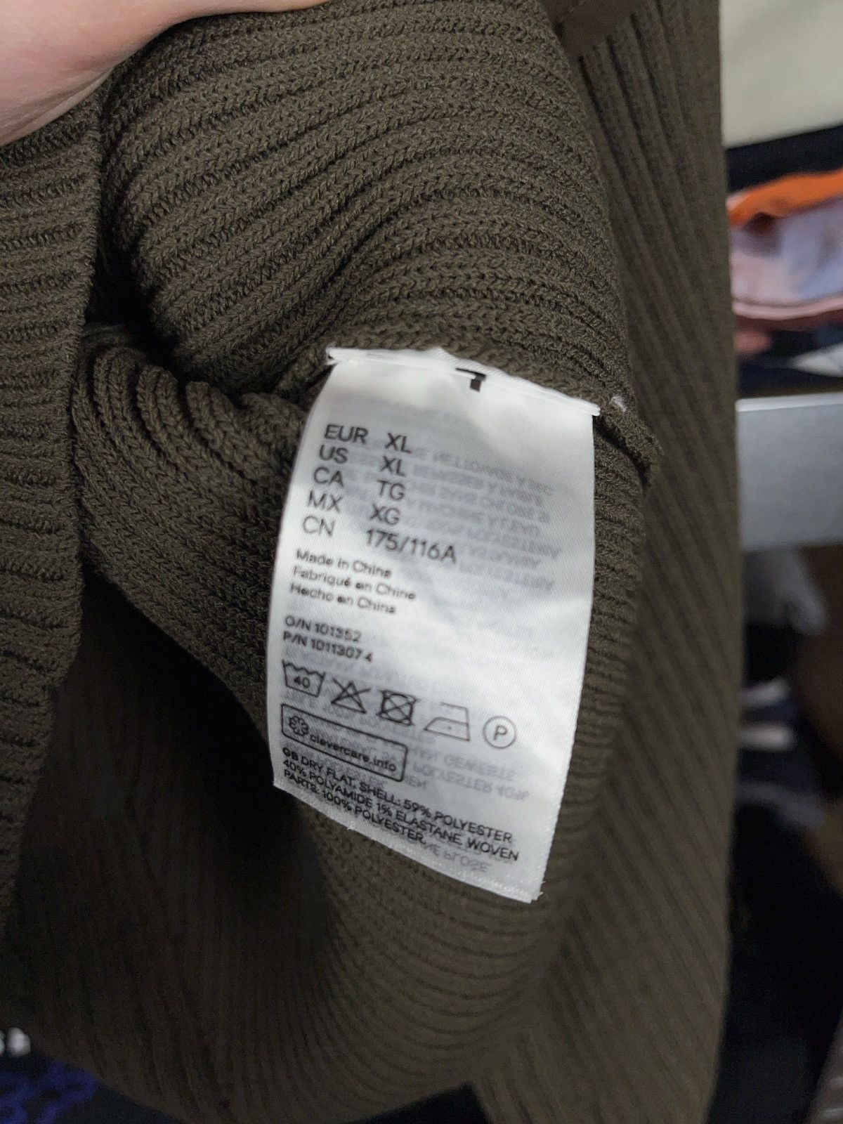 Other ➕ h&m studio aw21 cropped nylon patches sweater Size XL / US 12-14 / IT 48-50 - 5 Thumbnail