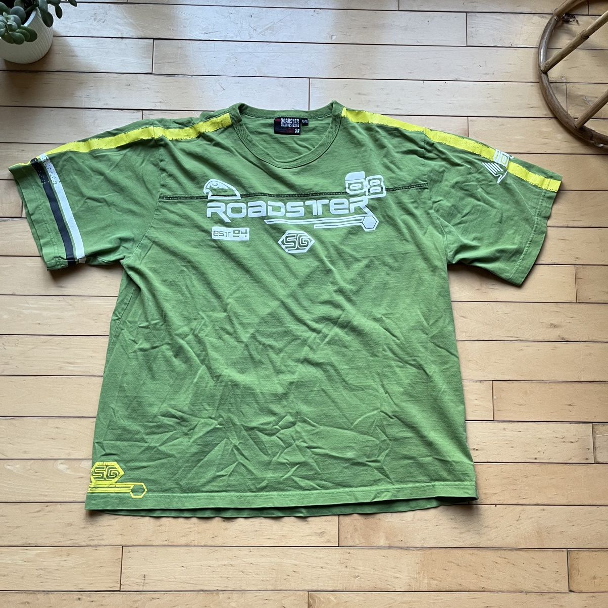 Vintage Green and yellow Vintage Y2K Roadster tee Size US XL / EU 56 / 4 - 2 Thumbnail