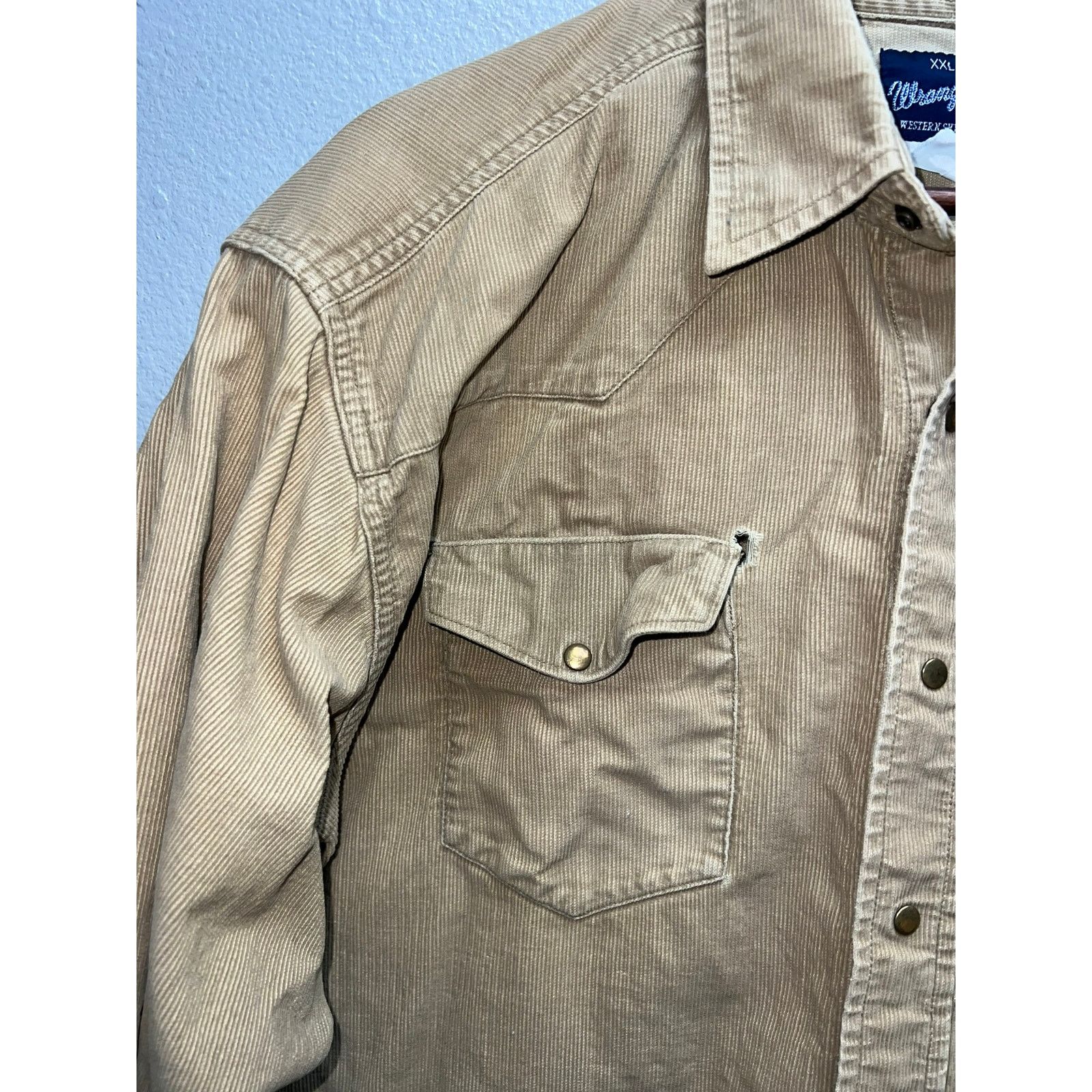 Wrangler Vintage Wrangler Corduroy Shirt Button Up Distressed HOLES X Size US XL / EU 56 / 4 - 3 Thumbnail