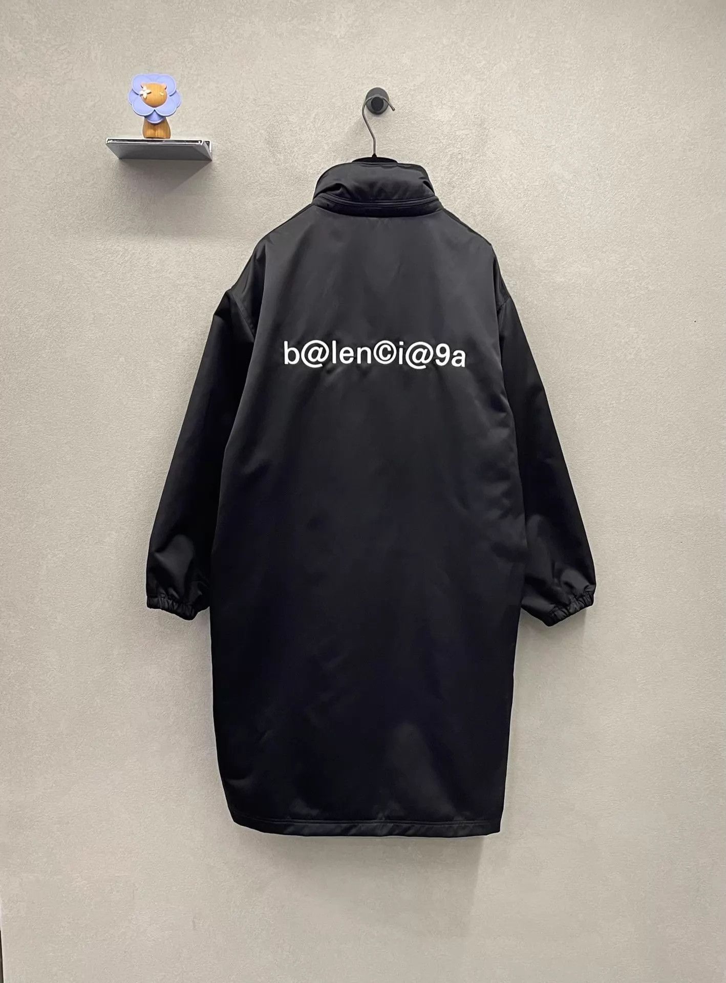 Balenciaga Balenciaga Black Logo Oversized Mid-Length Jacket 34 Size XS / US 0-2 / IT 36-38 - 2 Thumbnail