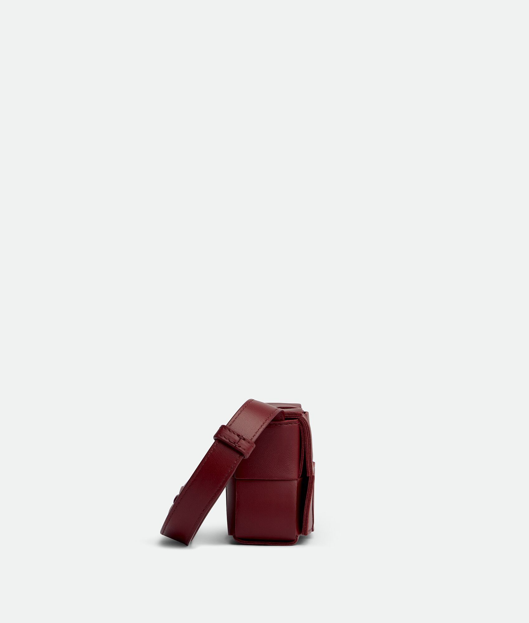 Bottega Veneta o1n1vont1224 Size: OS / Unisex Candy Cassette Bag Bordeaux Size ONE SIZE - 2 Thumbnail