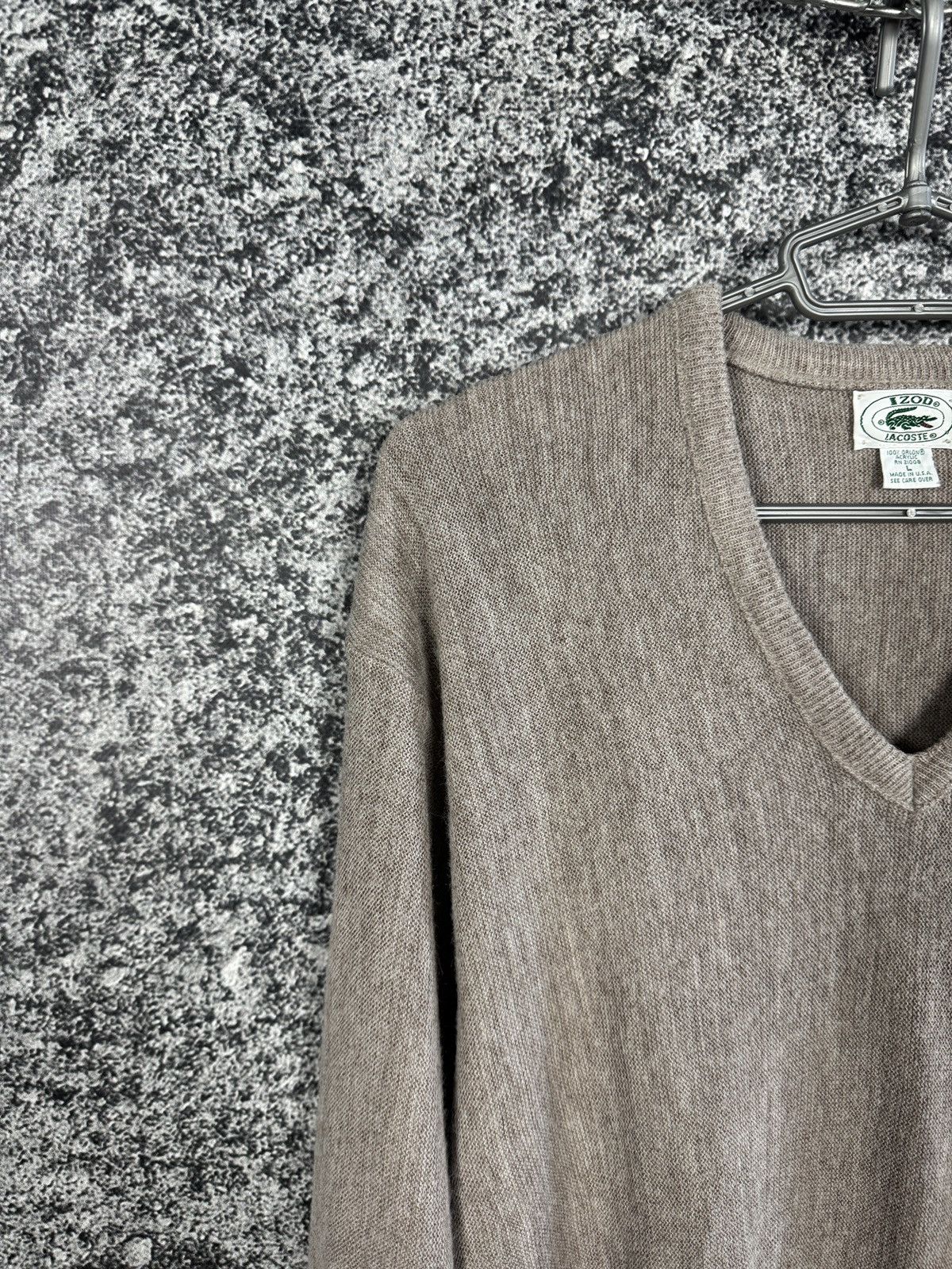 Lacoste Izod Lacoste Vintage Acrylic Sweater V-Neck Pullover Size L Size US L / EU 52-54 / 3 - 3 Thumbnail