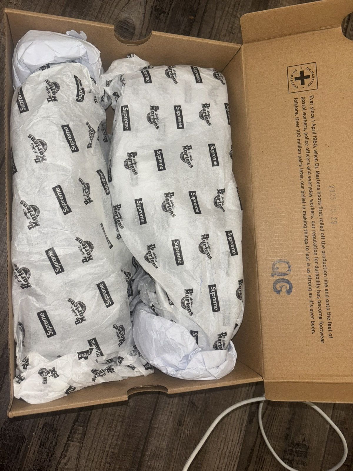 Supreme Dr. Martens 1461 3-Eye Shoe Size US 10.5 / EU 43-44 - 6 Thumbnail