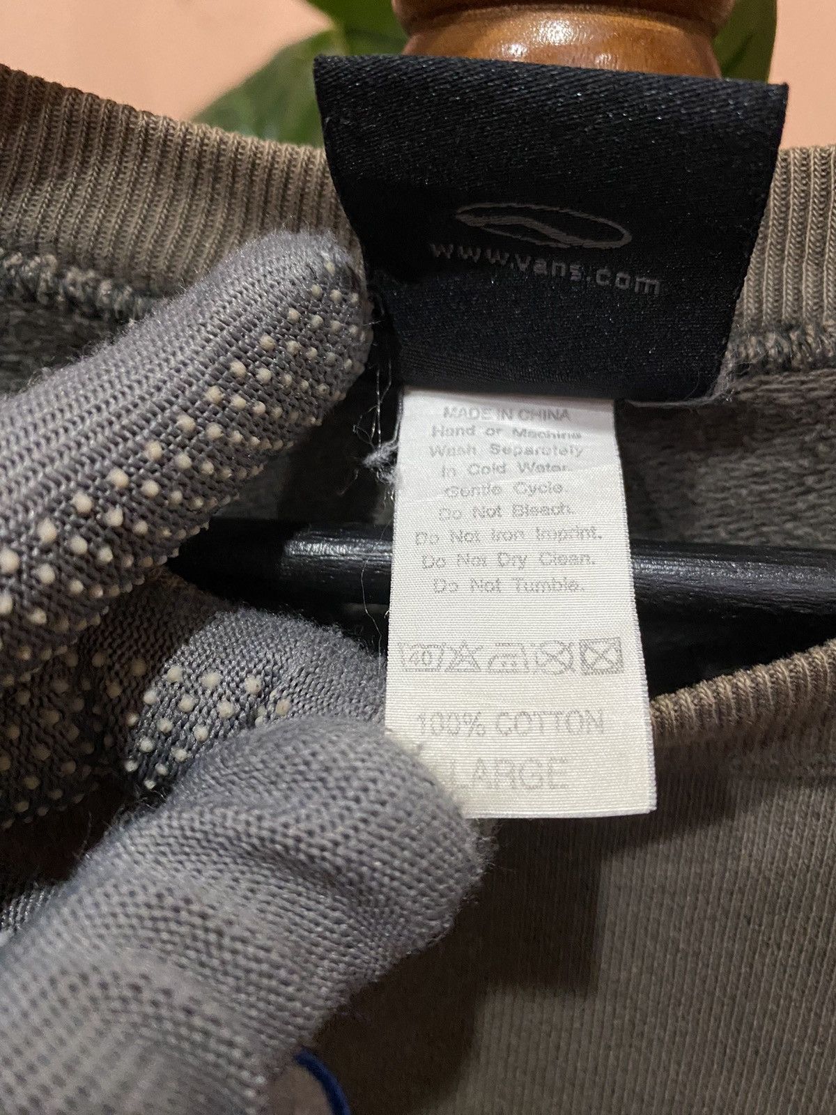 Vans VINTAGE VANS 1966 SWEATSHIRT – OLIVE GREEN SIZE LARGE Size US L / EU 52-54 / 3 - 6 Thumbnail
