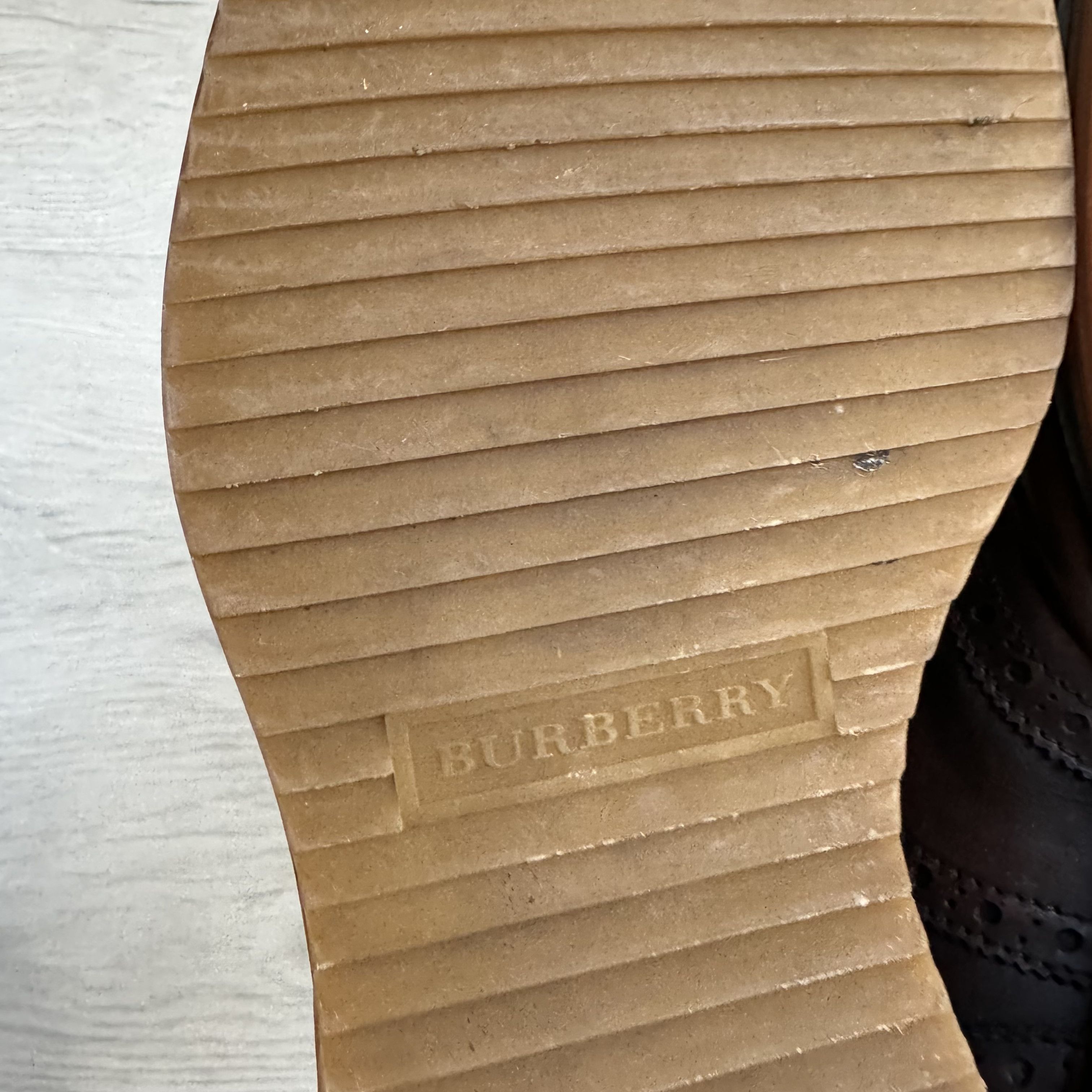 Burberry BURBERRY Size US 8 / EU 41 - 8 Thumbnail