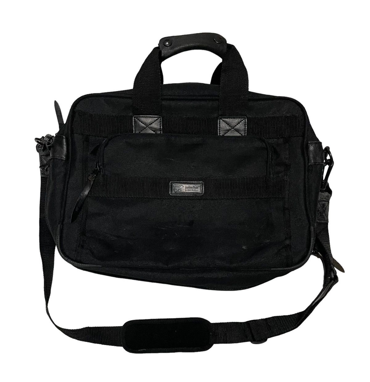 Golden Bear Produced by Ace Co. Ltd Messenger Bag