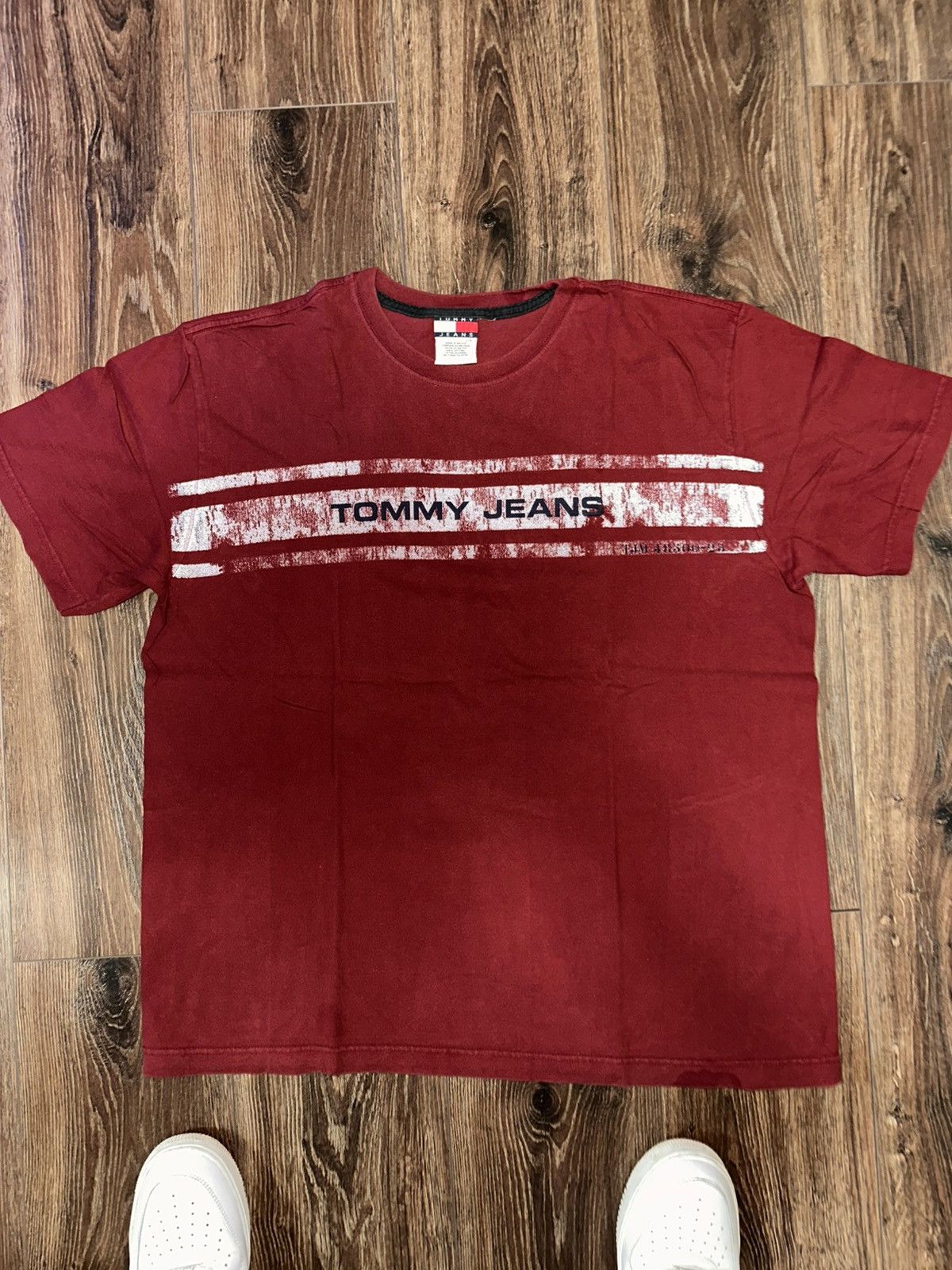 Tommy Hilfiger Vintage Tommy Hilfiger Tee Size US L / EU 52-54 / 3 - 1 Thumbnail