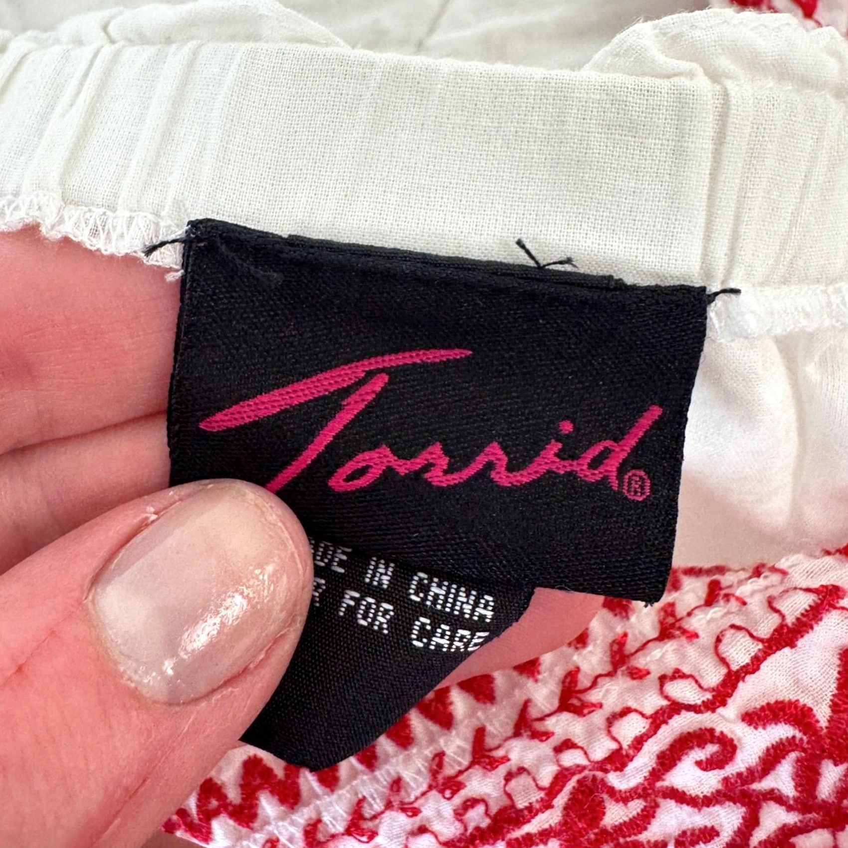 Torrid Torrid Cotton Blouse Square Neck Puff Sleeve Boho Embroidered White Red Plus Size 1 Adults Women Summer Casual Size XS / US 0-2 / IT 36-38 - 5 Thumbnail