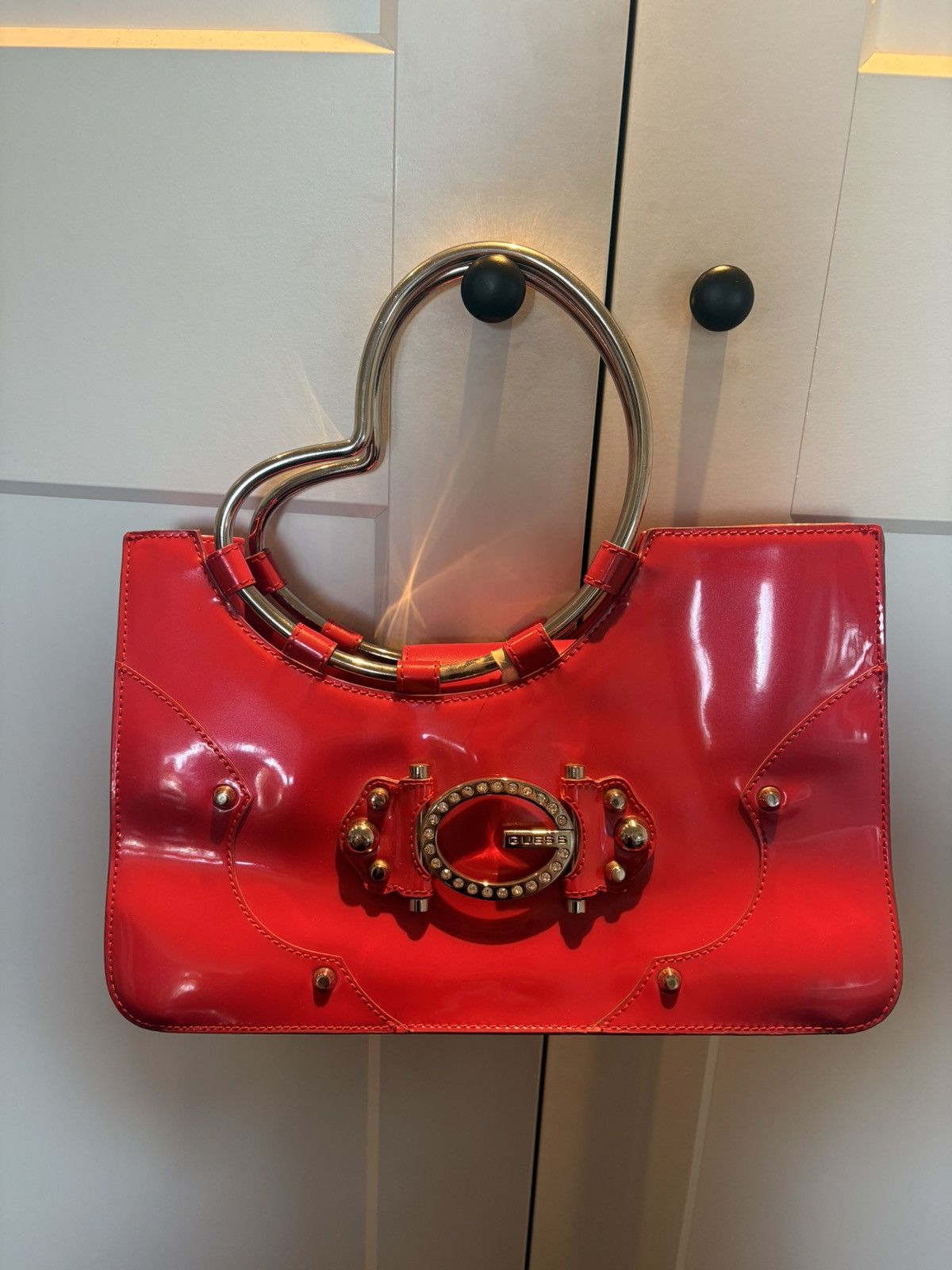Guess Guess Vintage Red Patent Heart Handle Bag – Y2K Size ONE SIZE - 6 Thumbnail