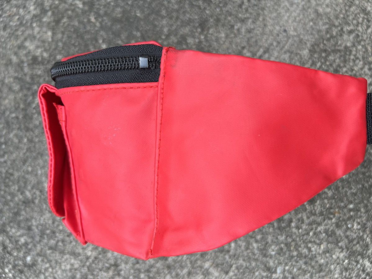 Ferrari RARE!! Vintage 90s Magnetti Marelli Ferrari Red Waist Bag Size ONE SIZE - 19 Thumbnail