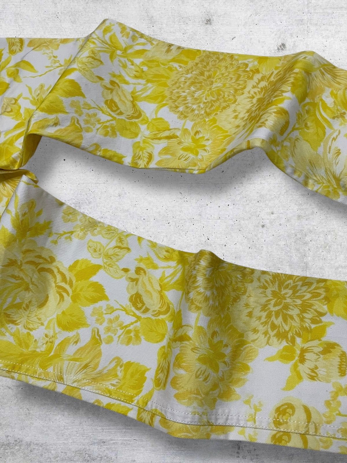Stella McCartney DESIGNER STELLA MCCARTNEY RARE DESIGN FLORAL POP ART DENIM Size US 29 - 13 Thumbnail