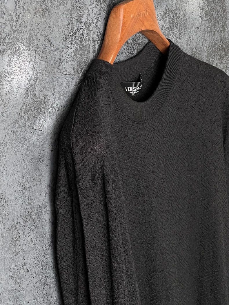 Versace Versace Black crew neck sweater Size US L / EU 52-54 / 3 - 6 Thumbnail