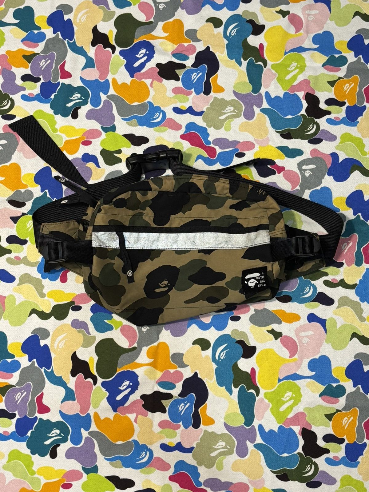 Bape 1st camo green bape crossbody bag /Fanny pack Size ONE SIZE - 1 Thumbnail