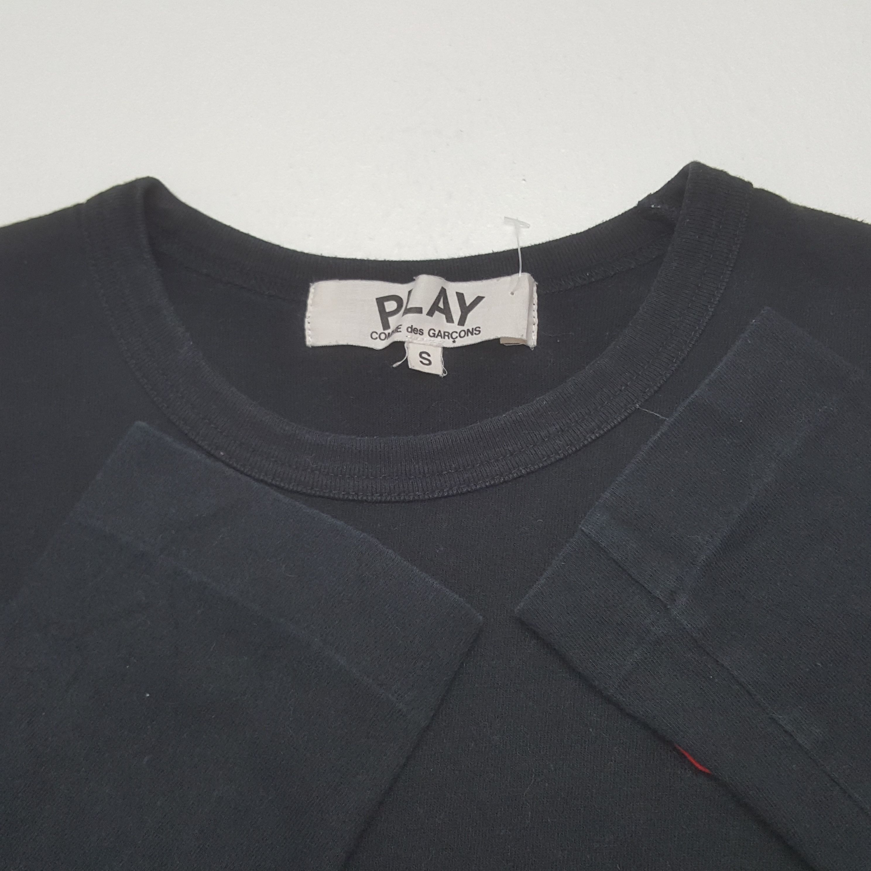 Comme des Garcons PLAY Vintage Play Comme des Garcons Japanese Tshirt C301N20(7) Size US XS / EU 42 / 0 - 4 Thumbnail